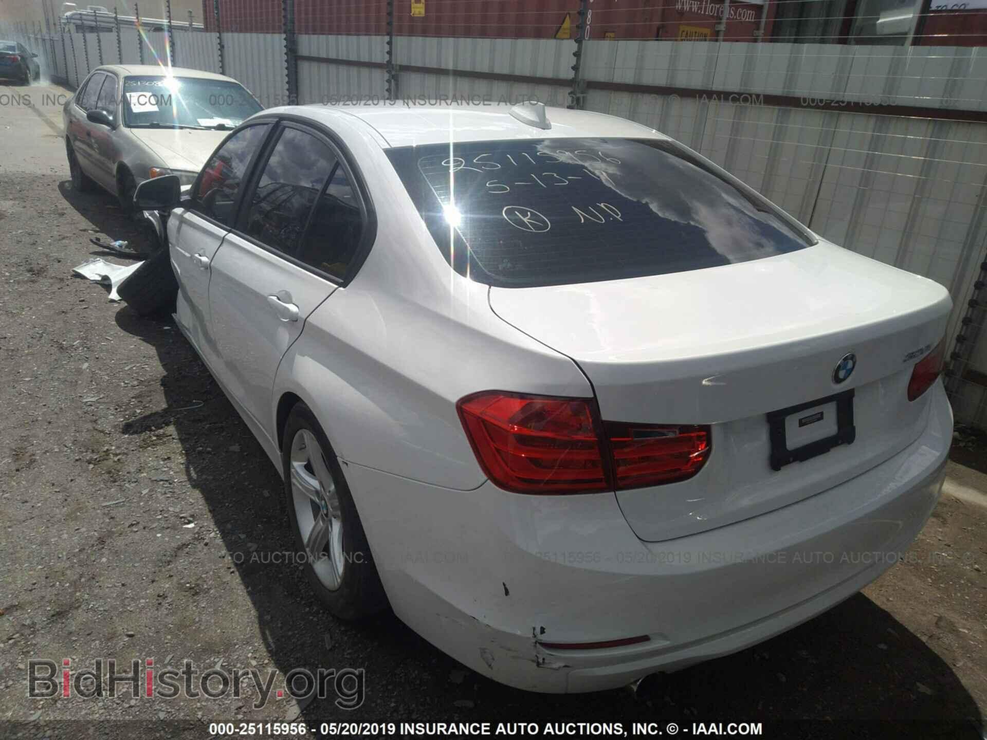 2015 BMW 320 - VIN: WBA3B1C52FK138394 - Фото 3
