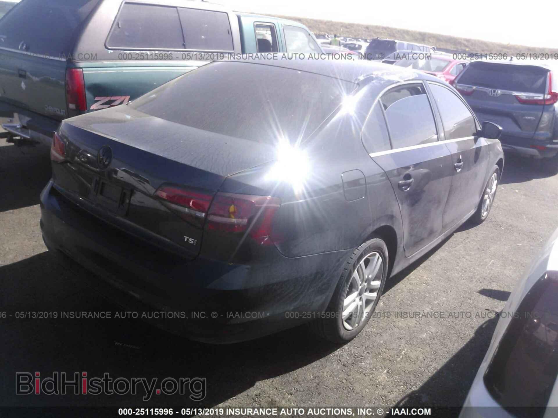 2017 VOLKSWAGEN JETTA - VIN: 3VW2B7AJ9HM311208 - Фото 4