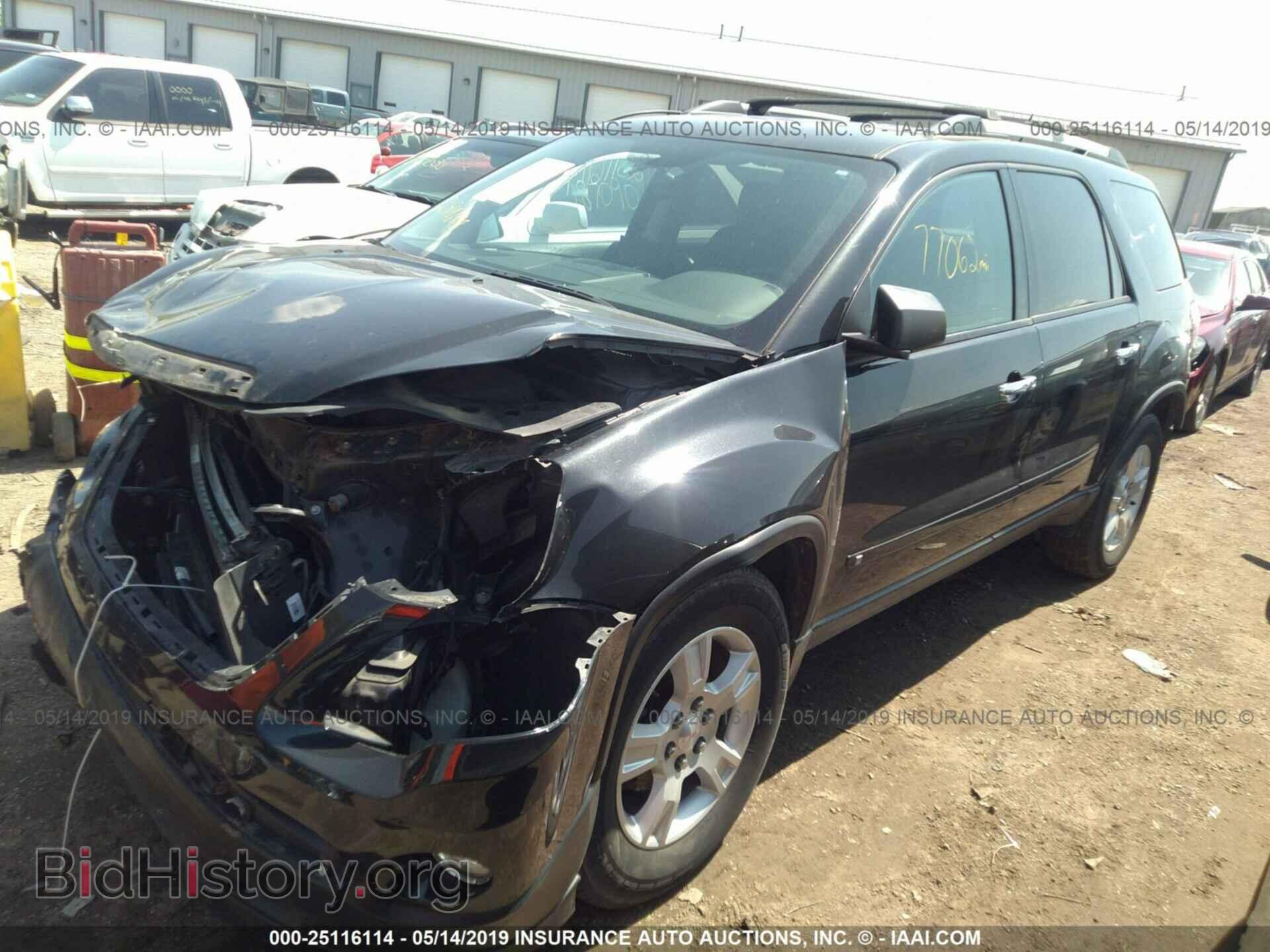 2010 GMC ACADIA - VIN: 1GKLRLED0AJ136743 - Photo 2
