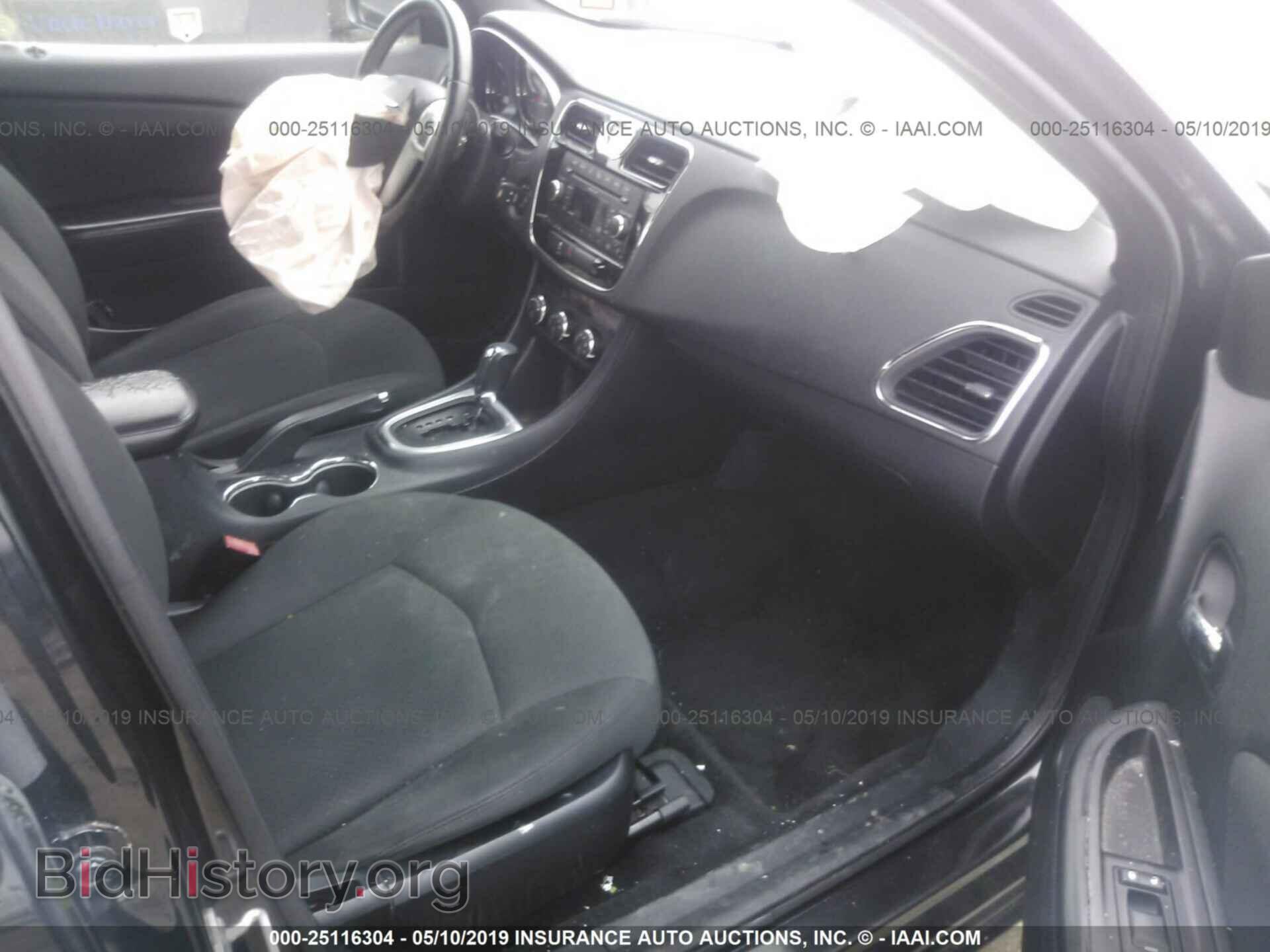 2011 CHRYSLER 200 - VIN: 1C3BC1FB1BN521883 - Photo 5