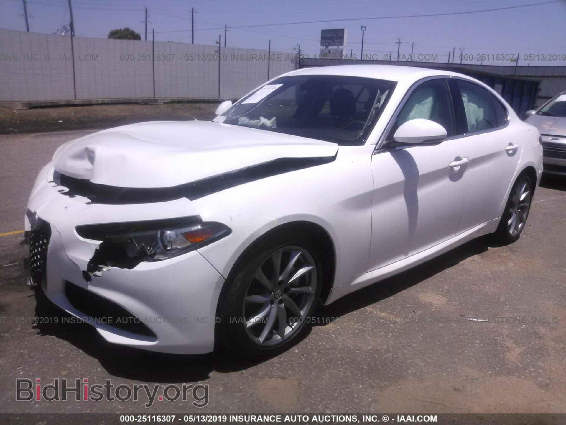 2017 ALFA ROMEO GIULIA - VIN: ZARFAEBNXH7555673 - Фото 2