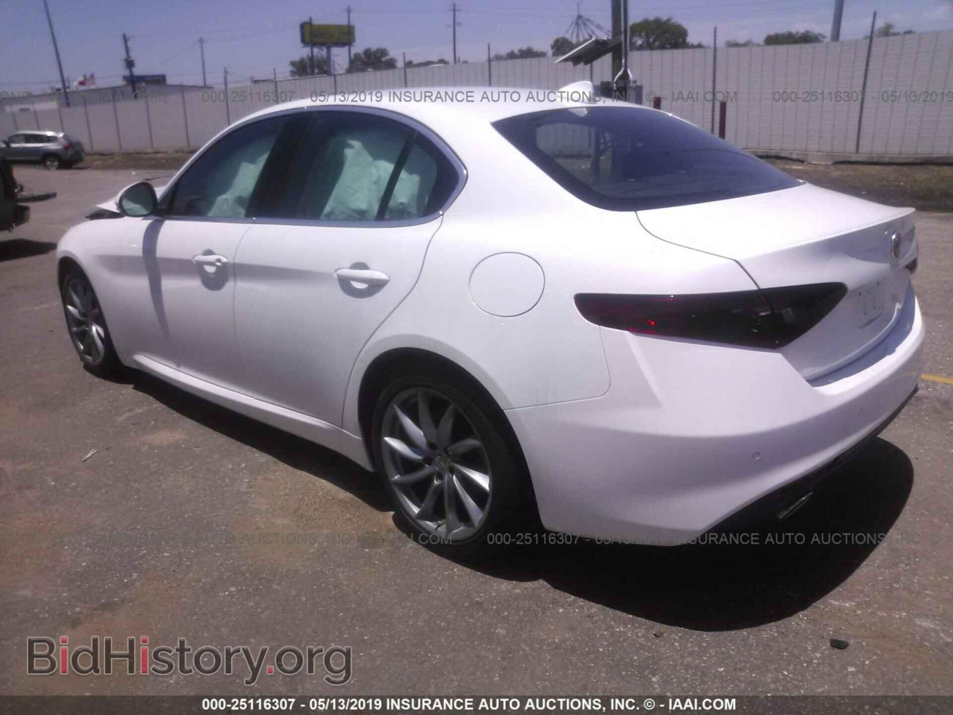 2017 ALFA ROMEO GIULIA - VIN: ZARFAEBNXH7555673 - Фото 3