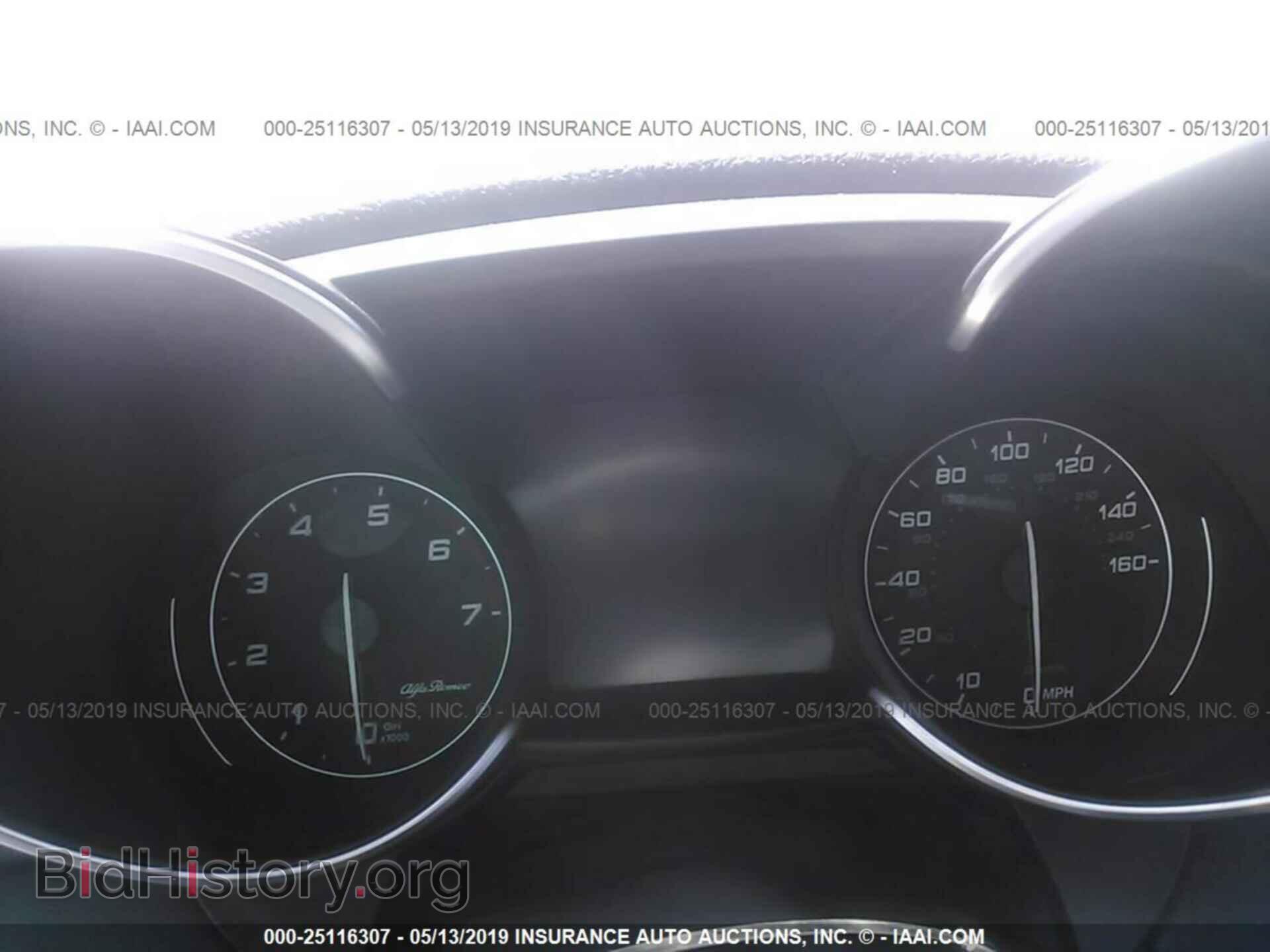 2017 ALFA ROMEO GIULIA - VIN: ZARFAEBNXH7555673 - Фото 7