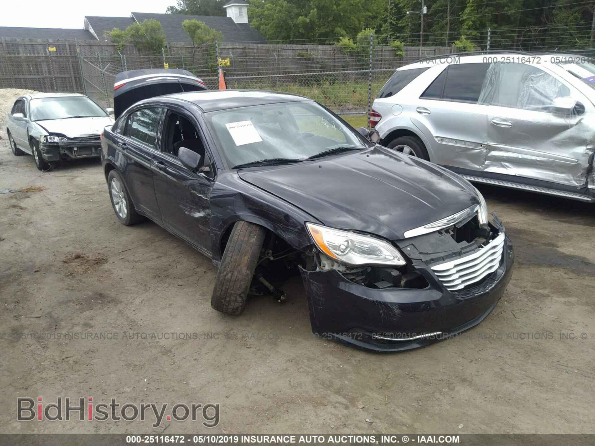 Фотография 1C3BC1FG9BN570549 - CHRYSLER 200 2011