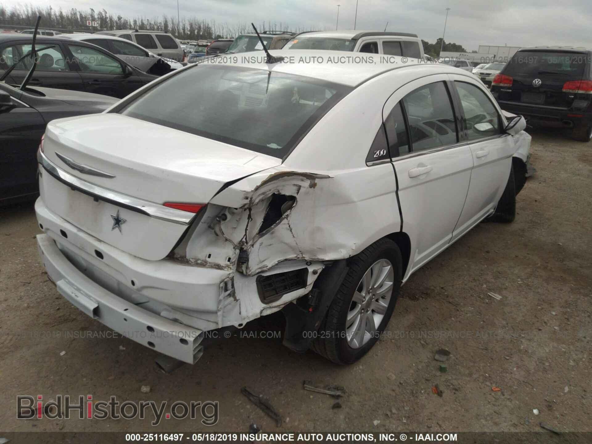 2014 CHRYSLER 200 - VIN: 1C3CCBBG1EN107065 - Фото 4