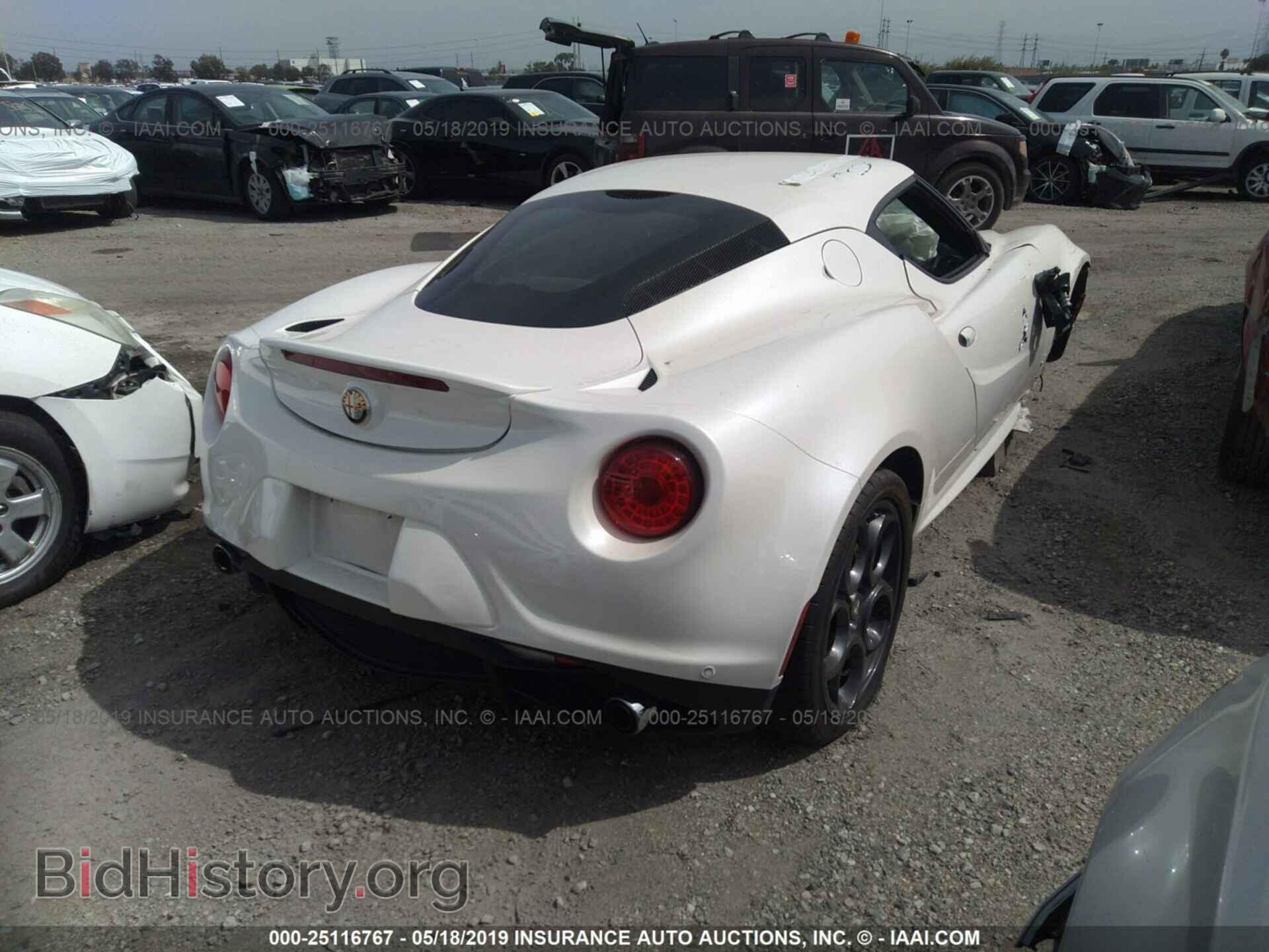 2015 ALFA ROMEO 4C - VIN: ZARBAAA42FM164967 - Фото 4