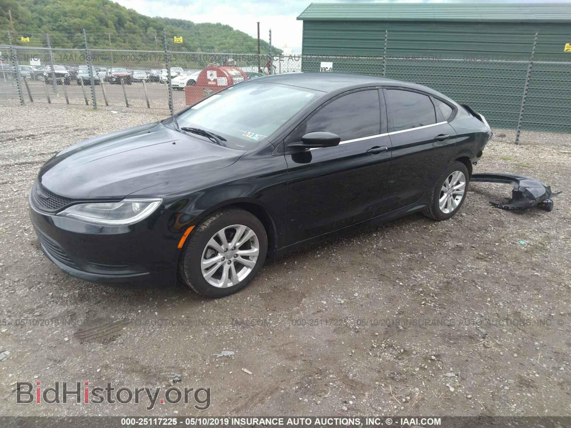 2015 CHRYSLER 200 - VIN: 1C3CCCAB1FN529060 - Photo 2