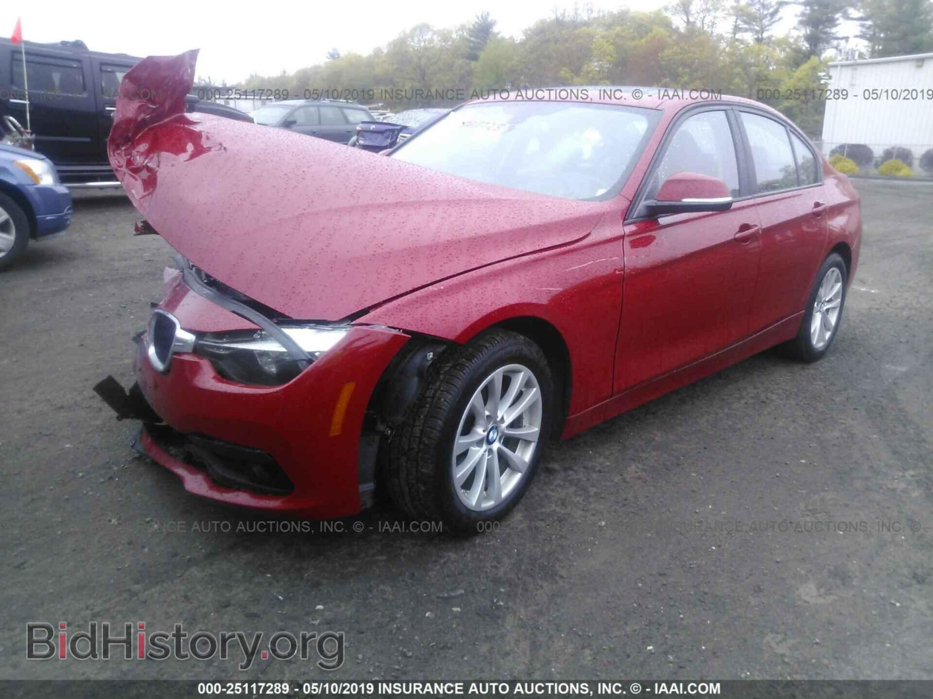 2016 BMW 320 - VIN: WBA8E5G56GNU19712 - Photo 2