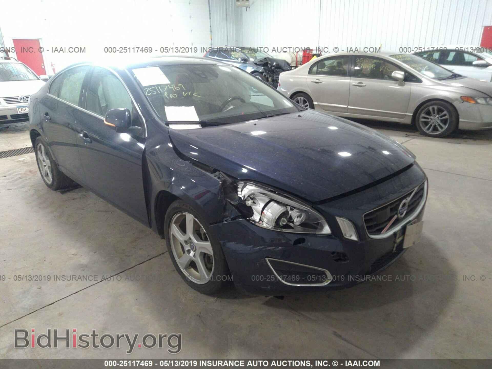Photo YV1622FSXC2131965 - VOLVO S60 2012
