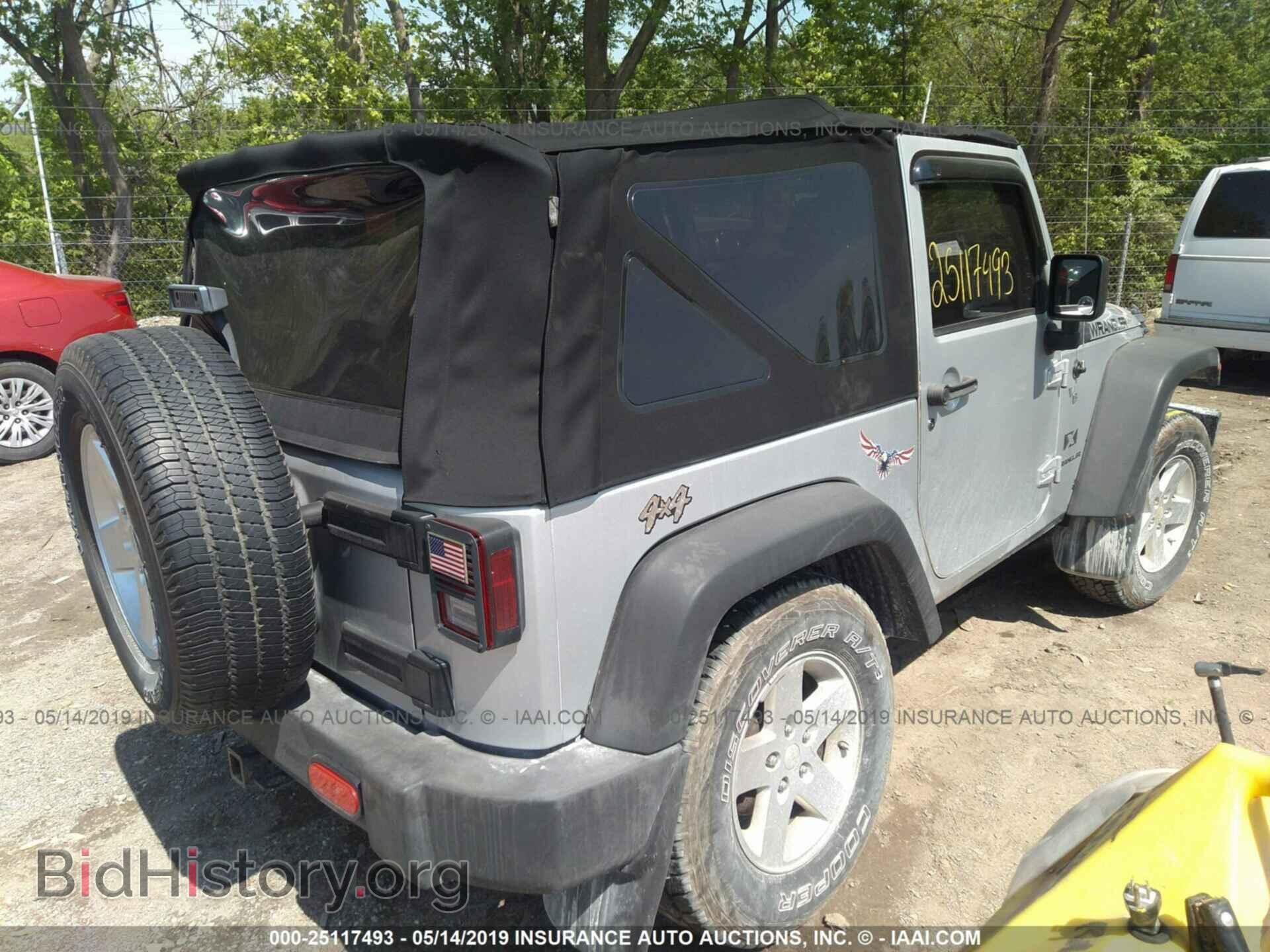 2009 JEEP WRANGLER - VIN: 1J4FA24139L789420 - Фото 4