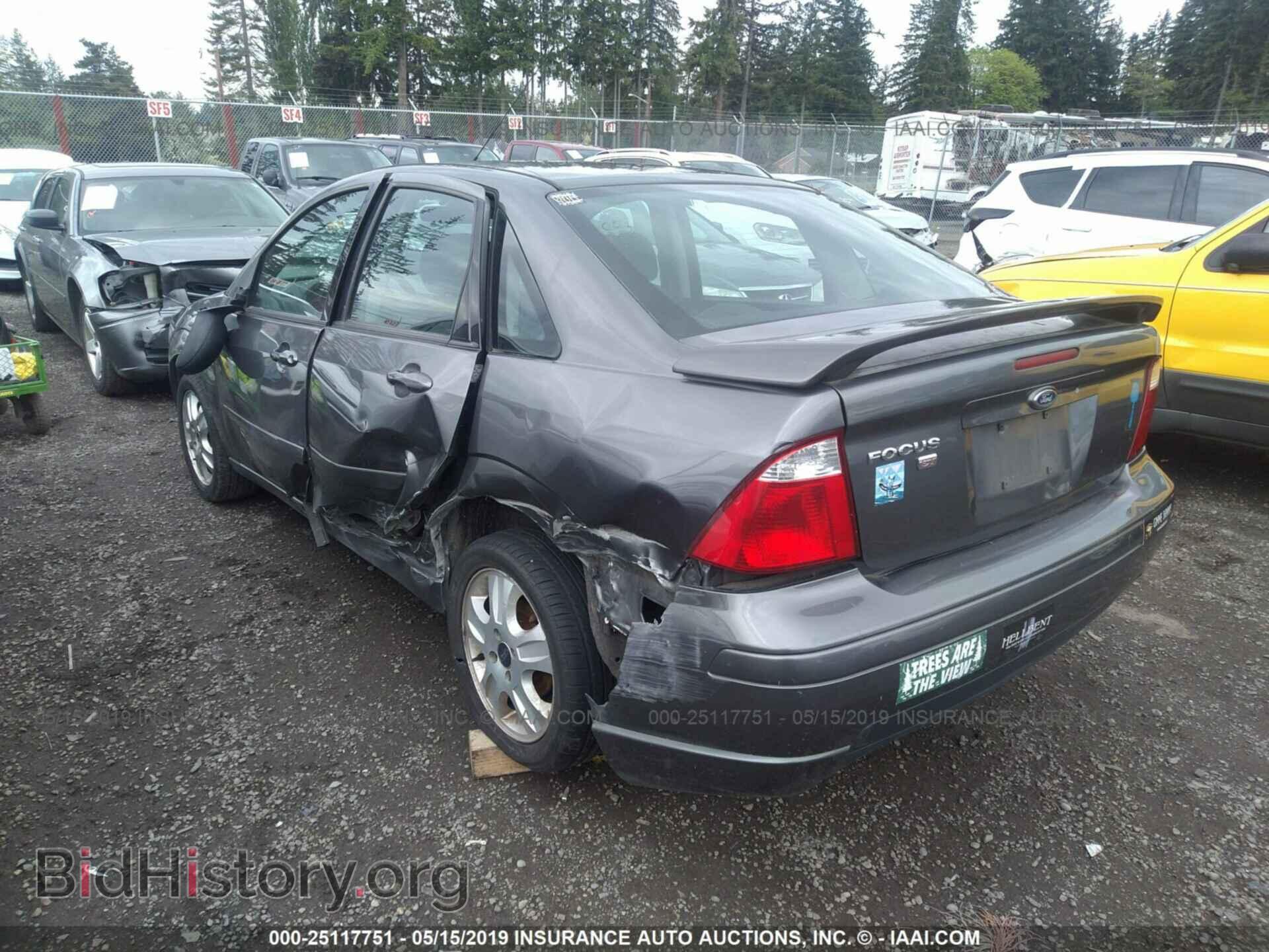 2007 FORD FOCUS - VIN: 1FAFP38Z37W149560 - Photo 3