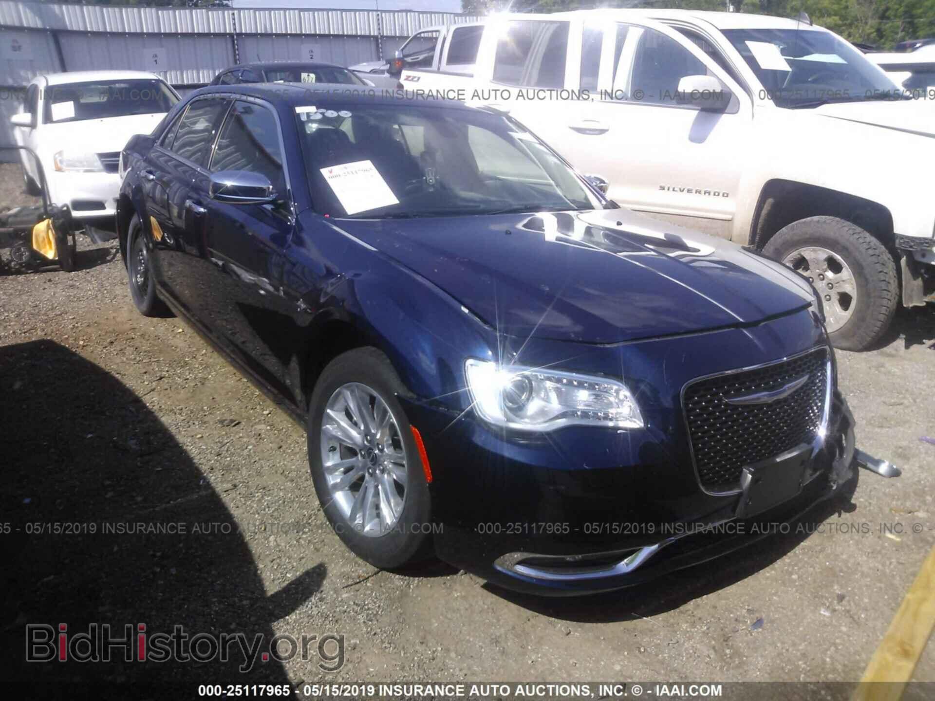 Фотография 2C3CCAEG4HH566531 - CHRYSLER 300C 2017
