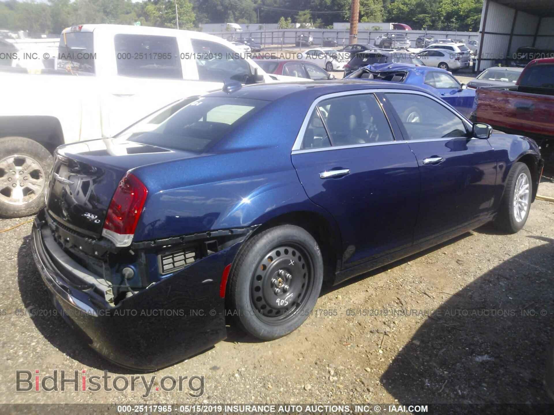 2017 CHRYSLER 300C - VIN: 2C3CCAEG4HH566531 - Фото 4