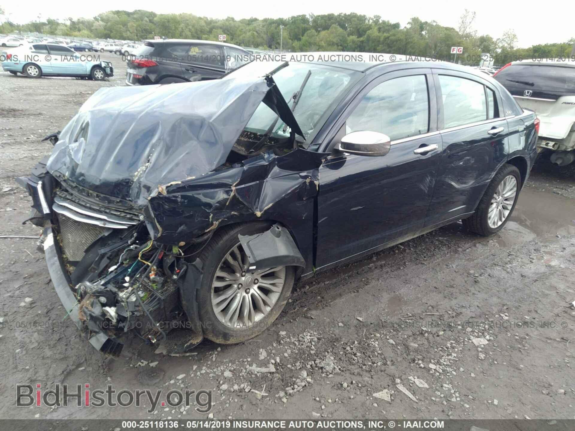 2013 CHRYSLER 200 - VIN: 1C3CCBCG3DN554591 - Photo 2