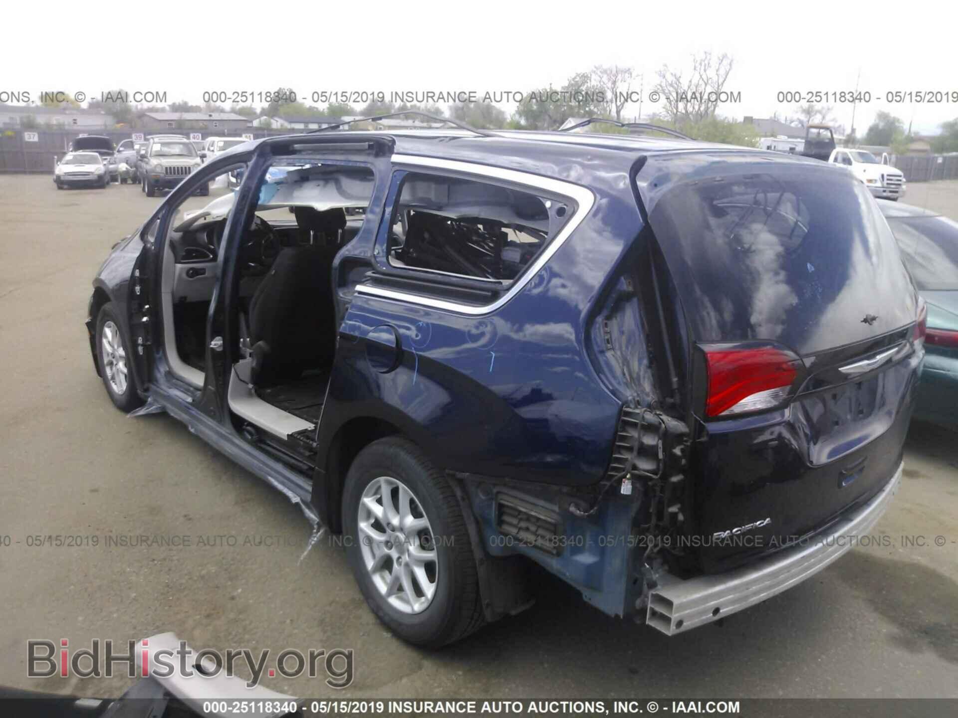 2017 CHRYSLER PACIFICA - VIN: 2C4RC1CG0HR678083 - Фото 3