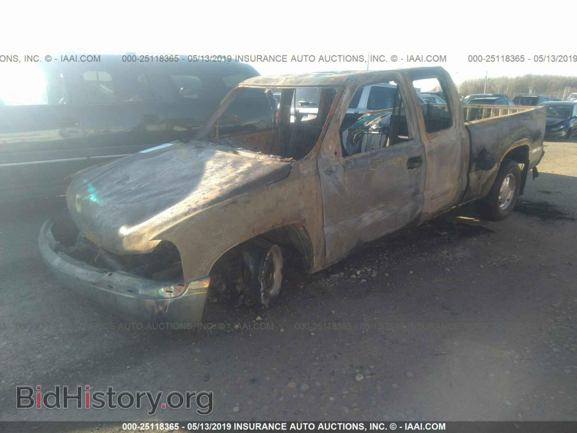 2002 GMC NEW SIERRA - VIN: 1GTEC19V62Z221750 - Фото 2