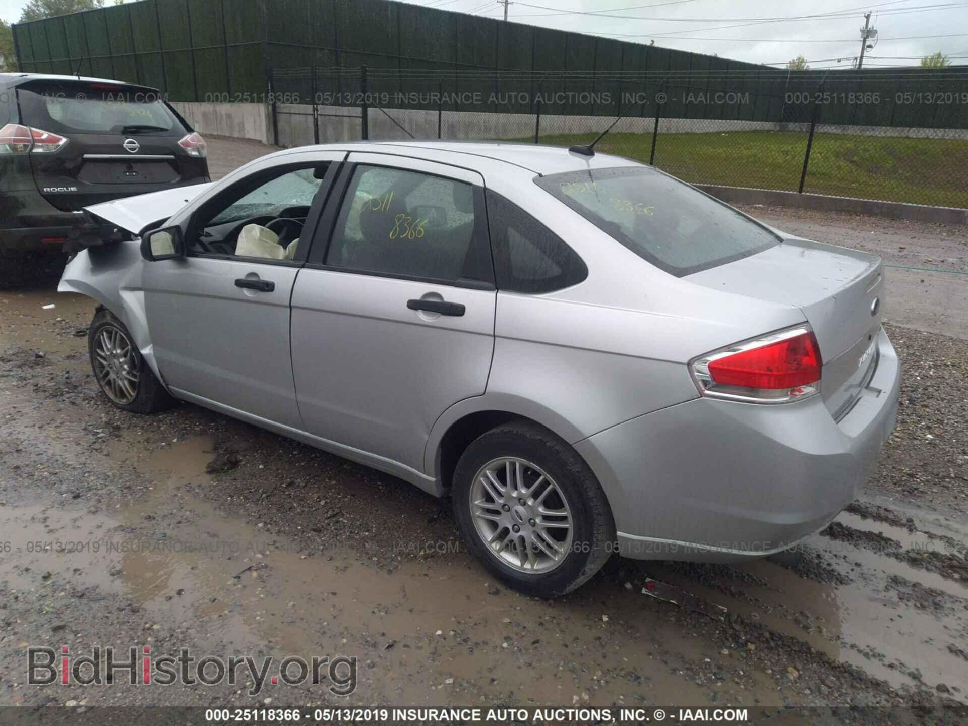 2009 FORD FOCUS - VIN: 1FAHP35N49W237367 - Photo 3