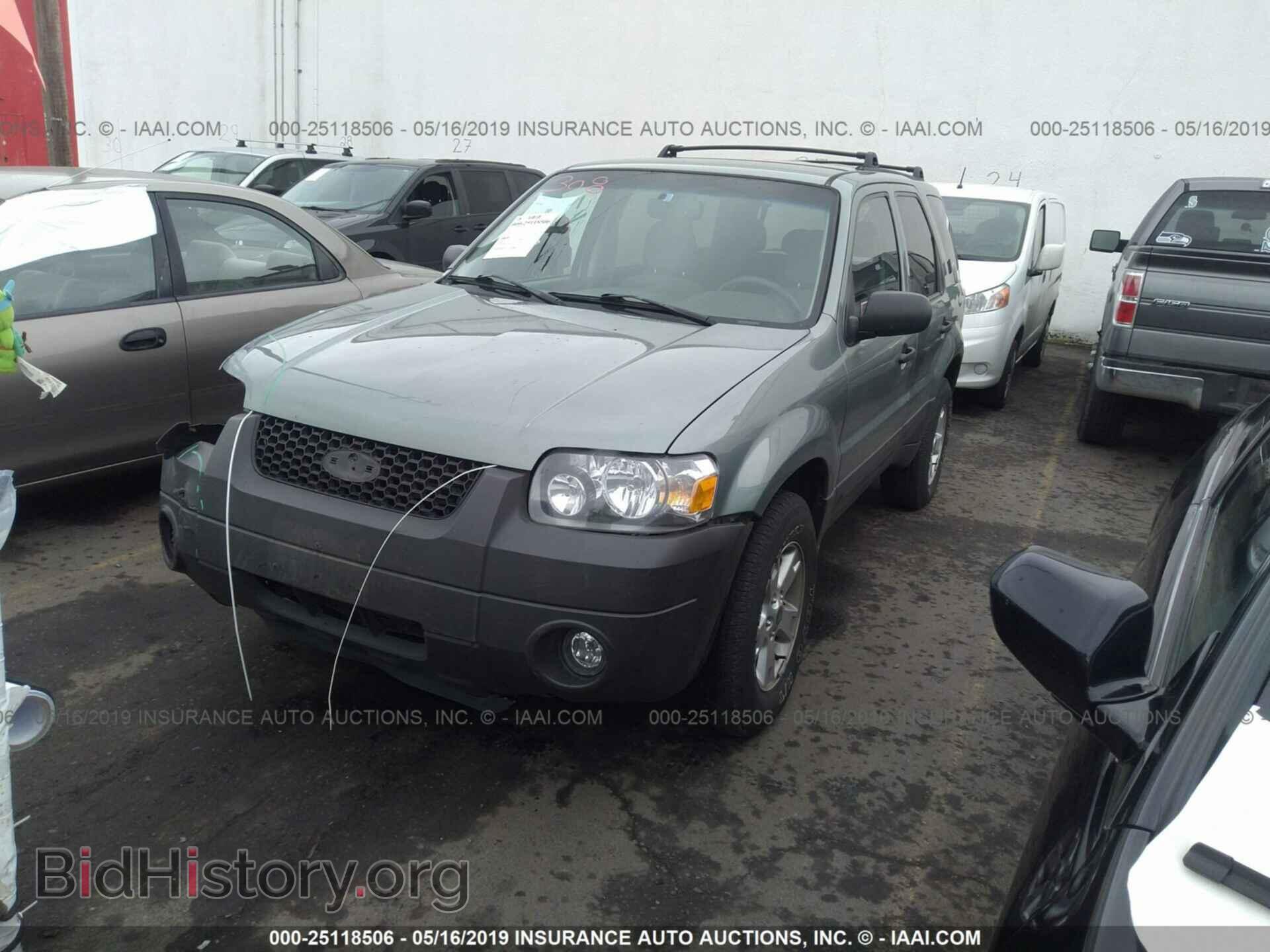 2006 FORD ESCAPE - VIN: 1FMCU93166KC04577 - Фото 2