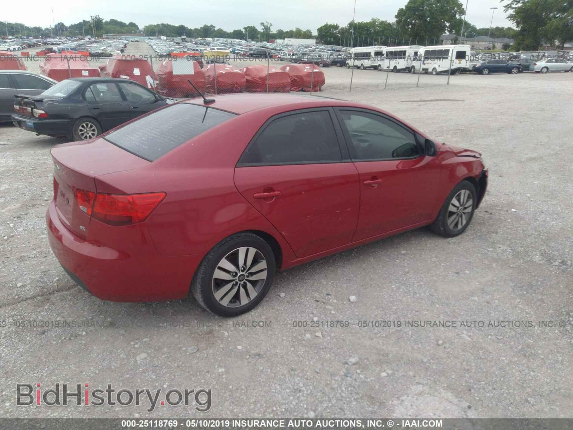 2013 KIA FORTE - VIN: KNAFU4A29D5728234 - Фото 4