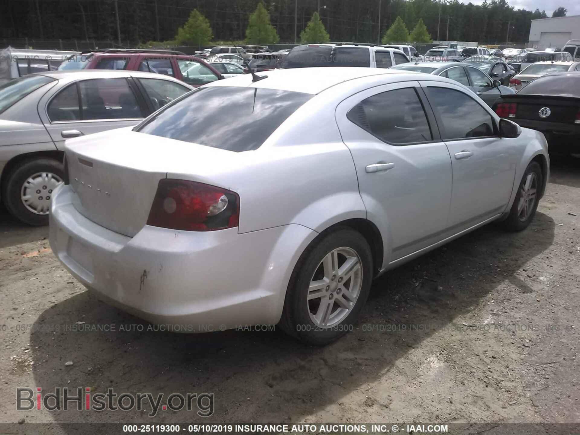 2011 DODGE AVENGER - VIN: 1B3BD1FB1BN528312 - Фото 4