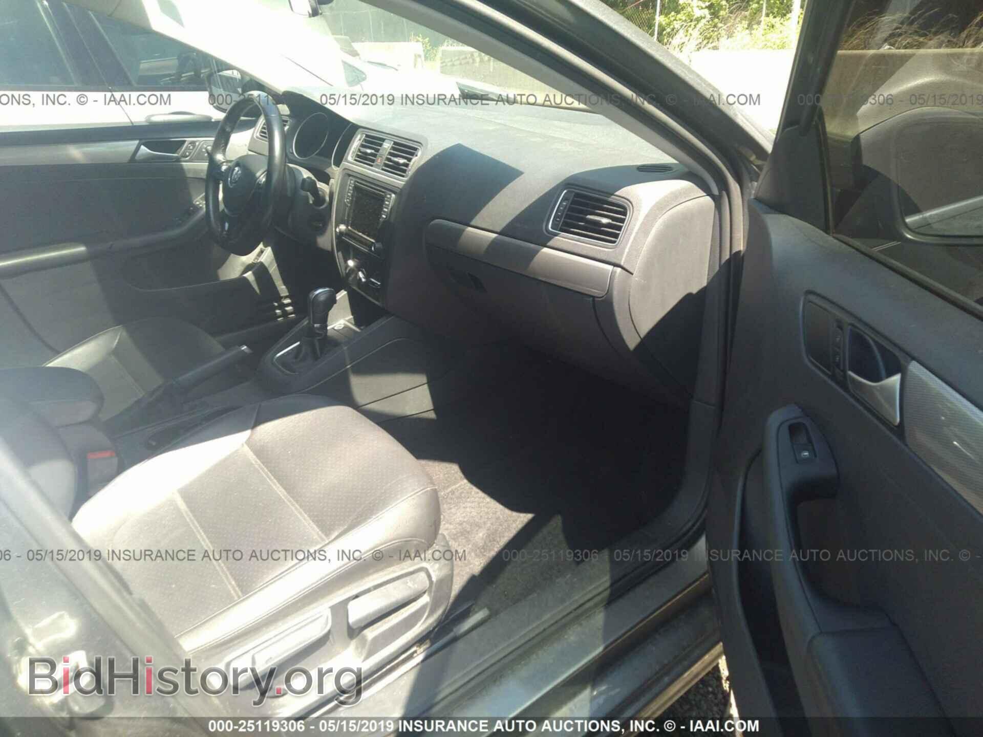 2017 VOLKSWAGEN JETTA - VIN: 3VWDB7AJ1HM400781 - Фото 5