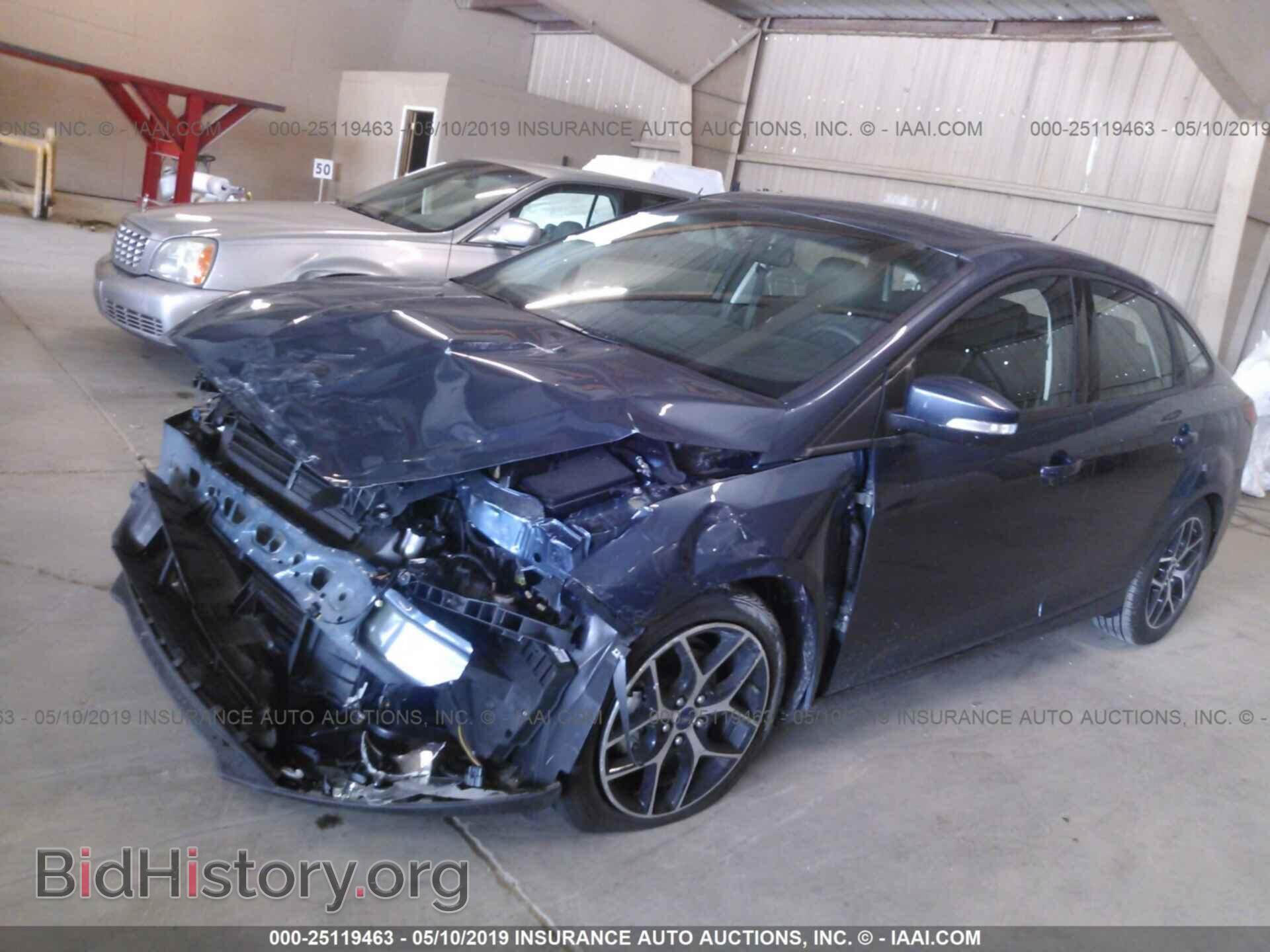 2018 FORD FOCUS - VIN: 1FADP3H21JL299430 - Фото 2