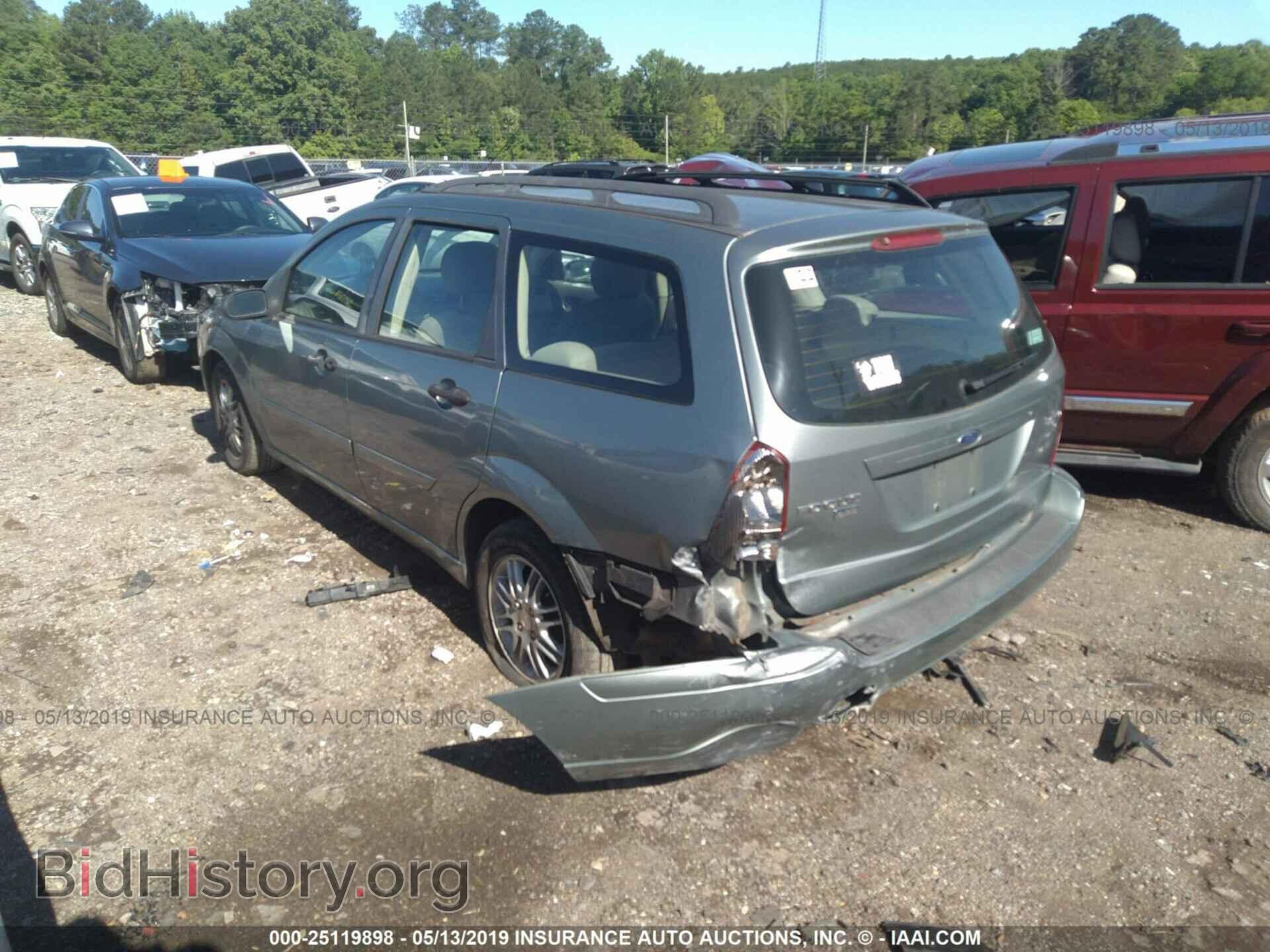2005 FORD FOCUS - VIN: 1FAHP36N05W240761 - Фото 3