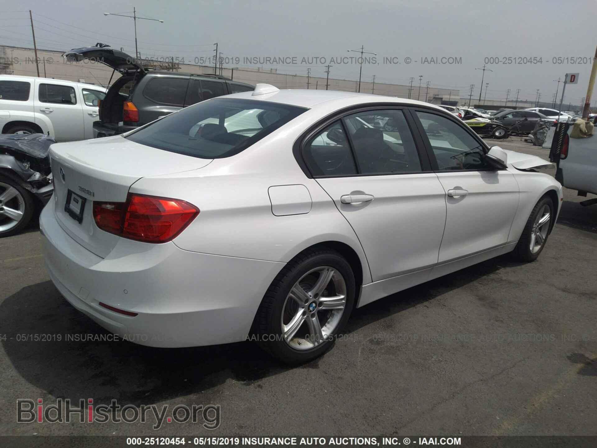 2014 BMW 328 - VIN: WBA3C1C54EK113637 - Фото 4
