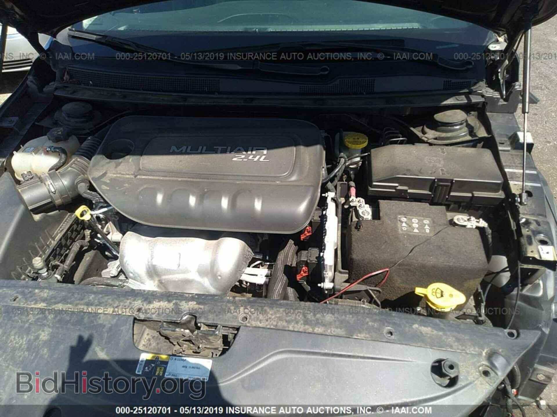 2016 CHRYSLER 200 - VIN: 1C3CCCAB5GN180602 - Фото 10