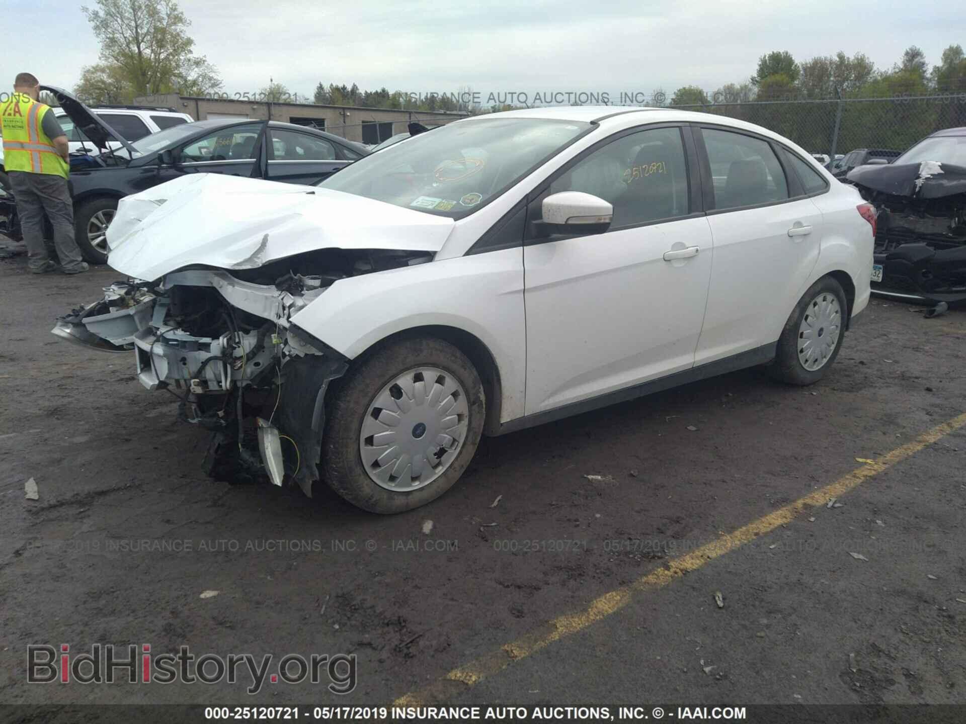 2014 FORD FOCUS - VIN: 1FADP3F28EL188995 - Photo 2
