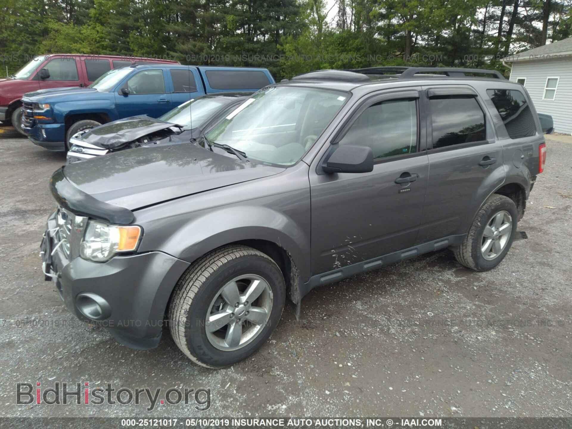 2009 FORD ESCAPE - VIN: 1FMCU93G39KA20710 - Фото 2