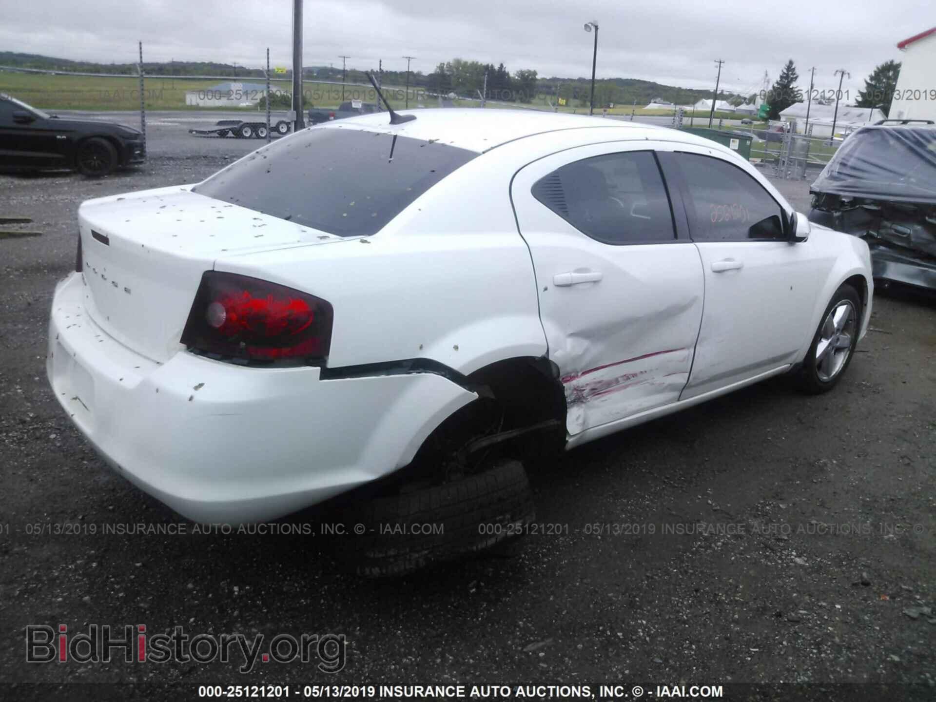 2011 DODGE AVENGER - VIN: 1B3BD2FG8BN574253 - Фото 4