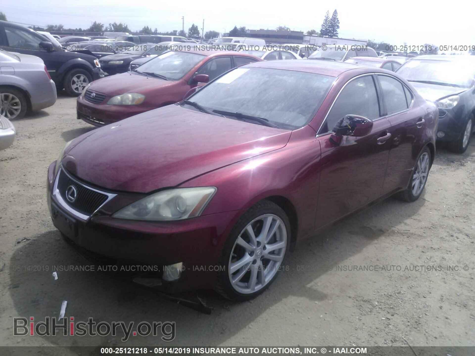 2007 LEXUS IS - VIN: JTHBE262272011352 - Фото 2