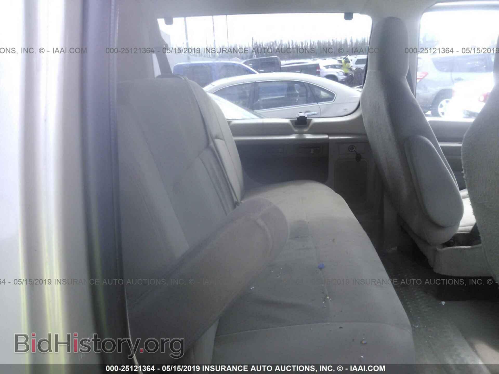 2011 FORD ECONOLINE - VIN: 1FBNE3BL1BDA64631 - Фото 8
