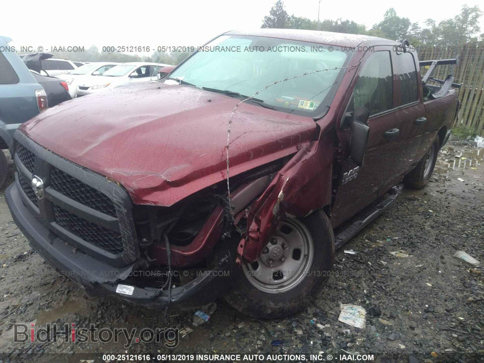 2017 RAM 1500 - VIN: 1C6RR6FG7HS524421 - Photo 2