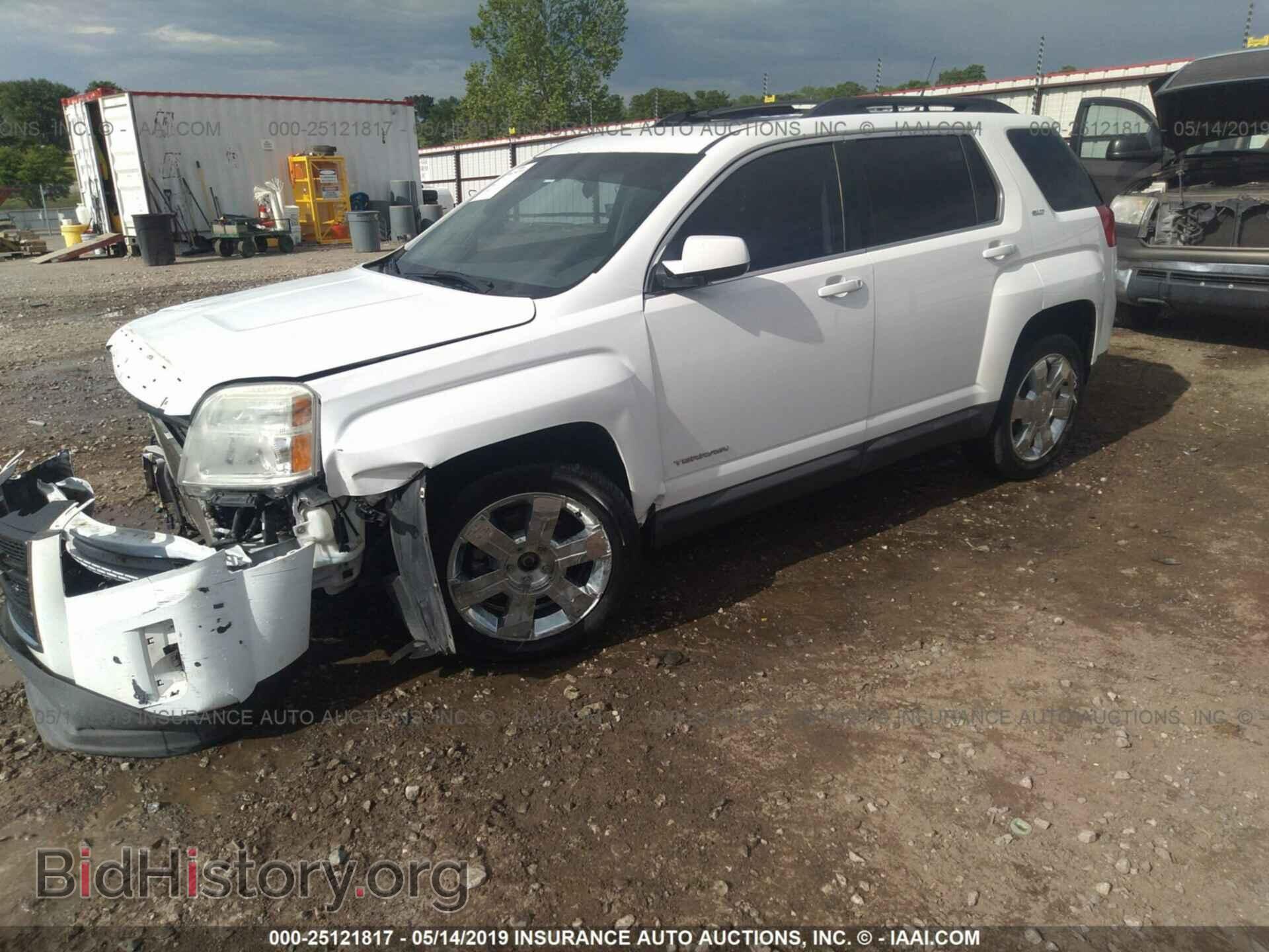 2011 GMC TERRAIN - VIN: 2CTFLUE50B6354368 - Photo 2