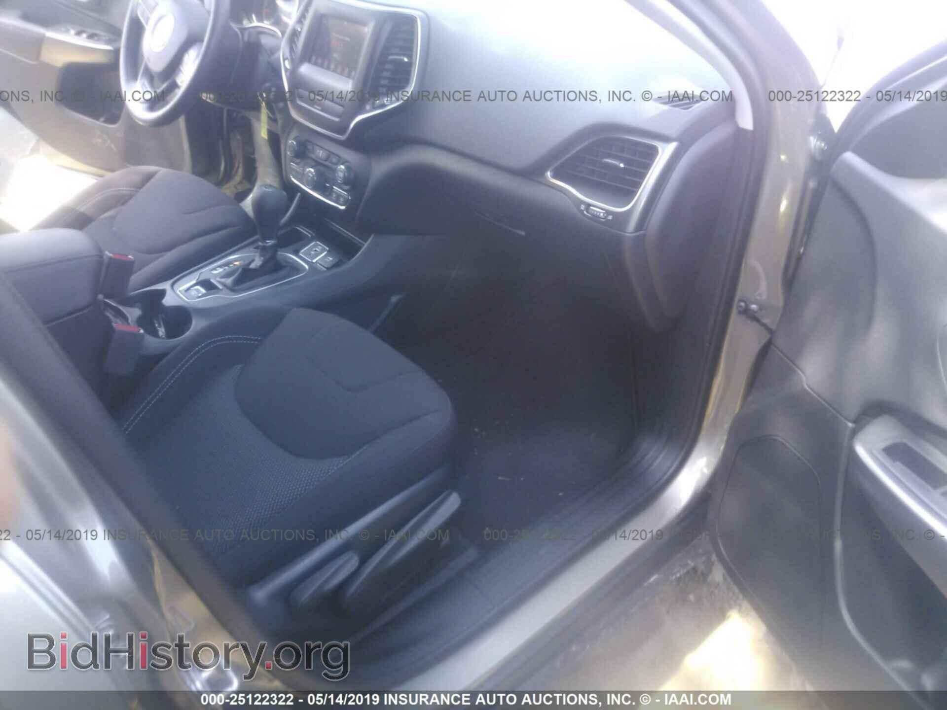 2019 JEEP CHEROKEE - VIN: 1C4PJLCBXKD262839 - Фото 5