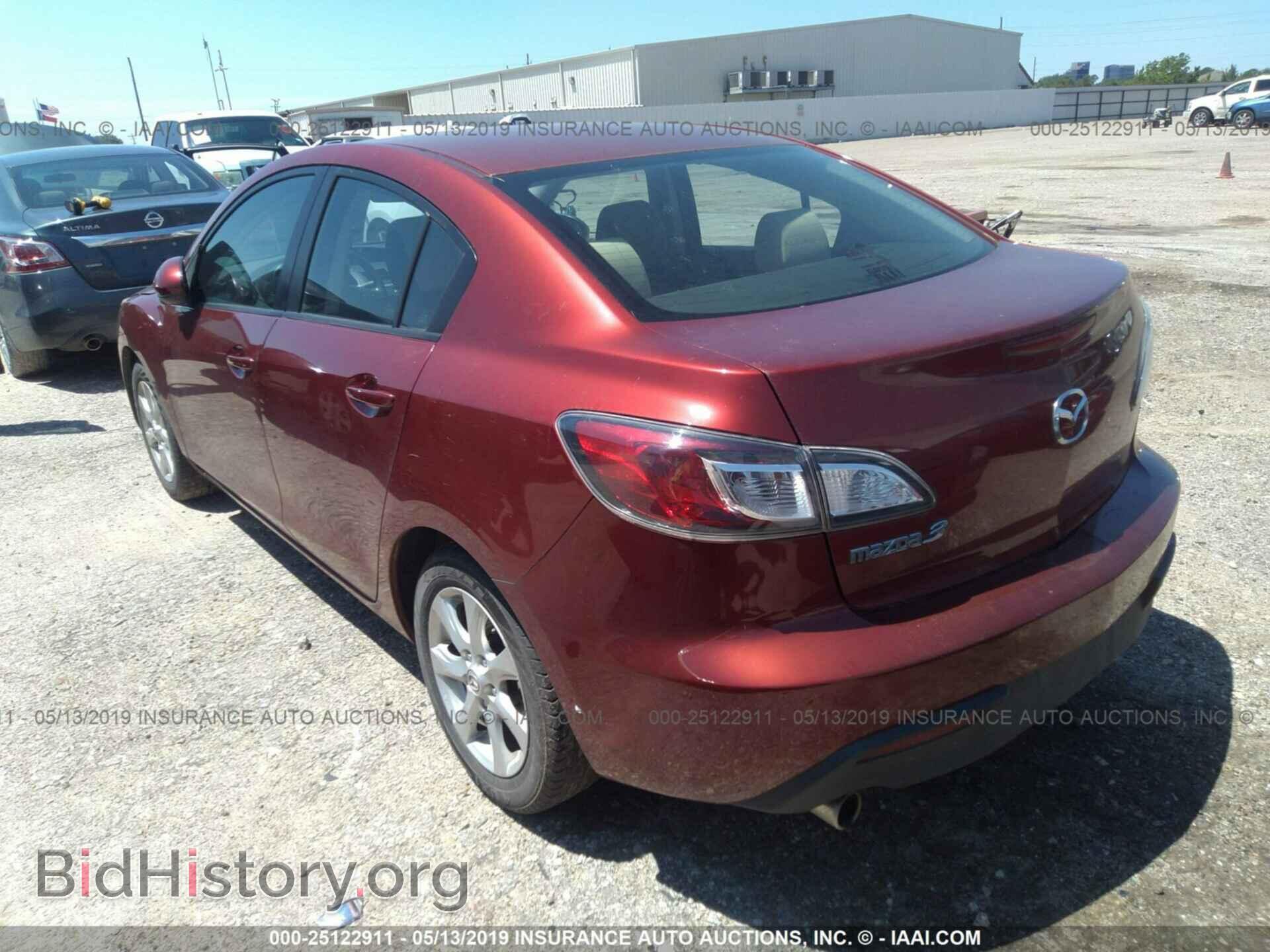 2011 MAZDA 3 - VIN: JM1BL1VF7B1440992 - Photo 3