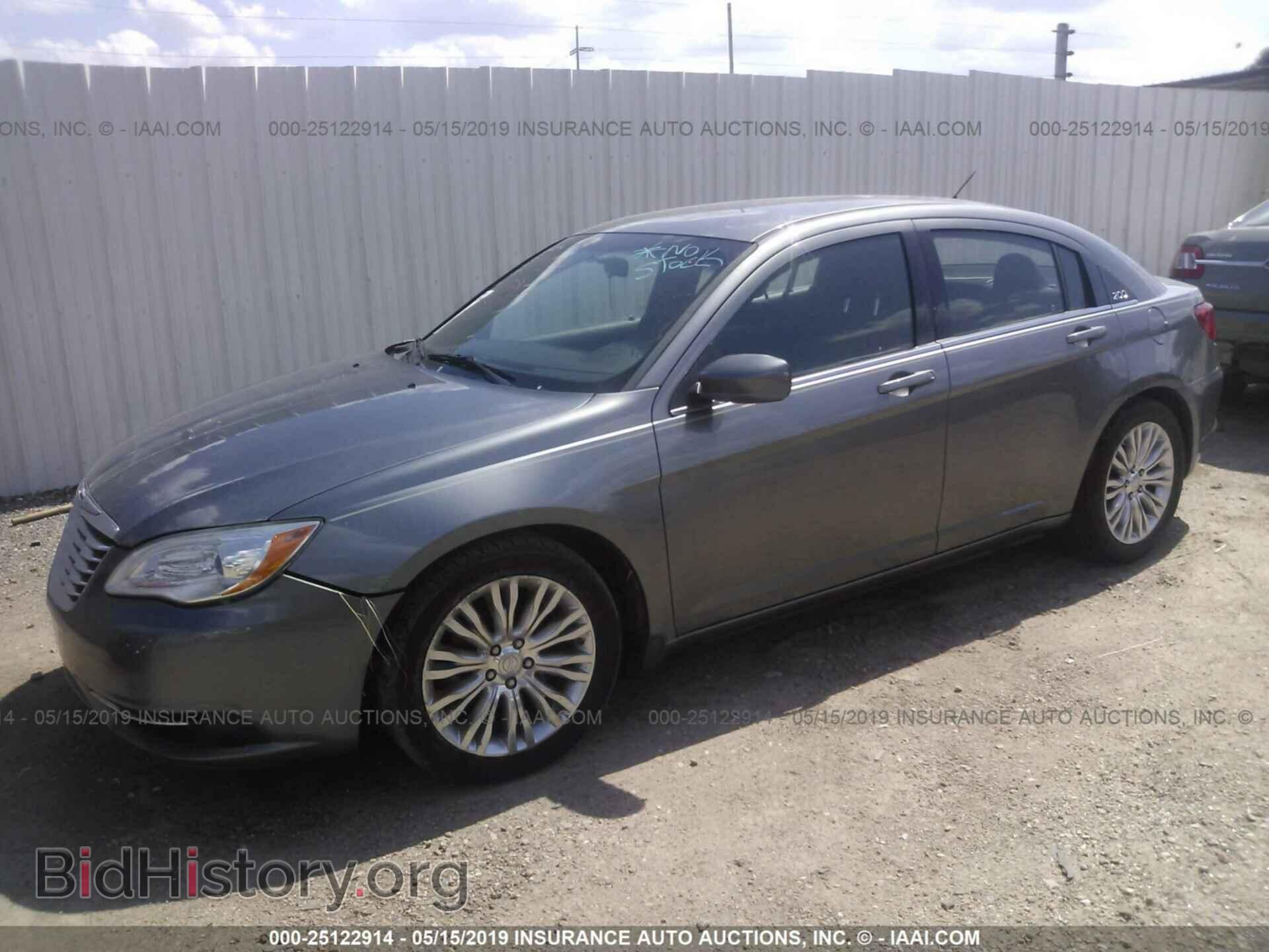 2012 CHRYSLER 200 - VIN: 1C3CCBAB5CN261989 - Фото 2