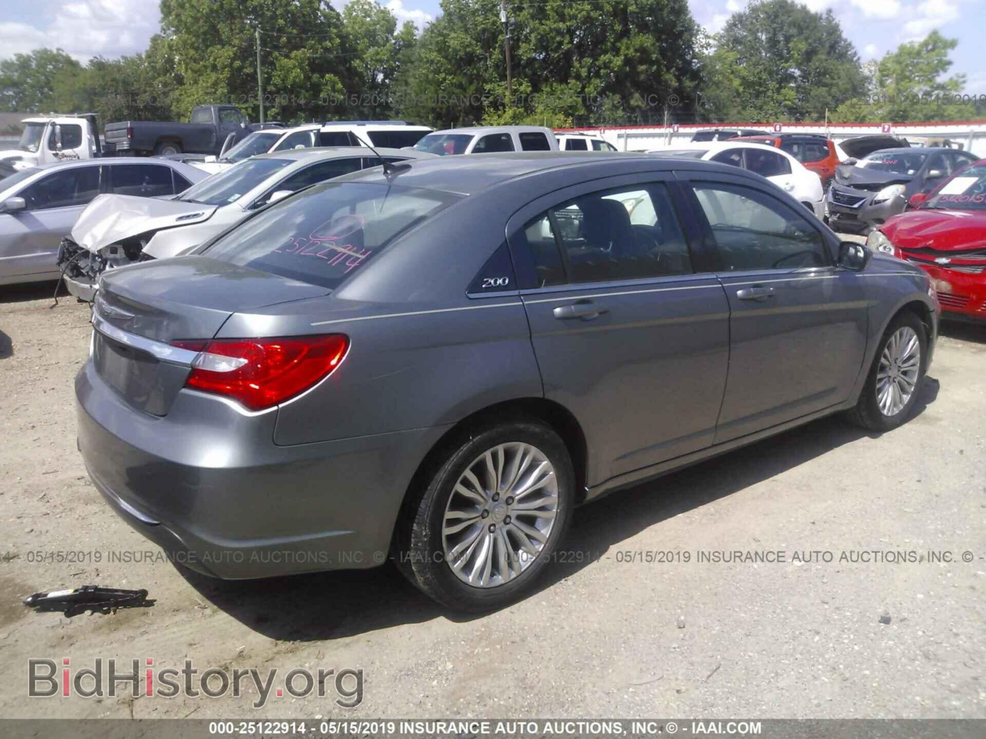 2012 CHRYSLER 200 - VIN: 1C3CCBAB5CN261989 - Фото 4