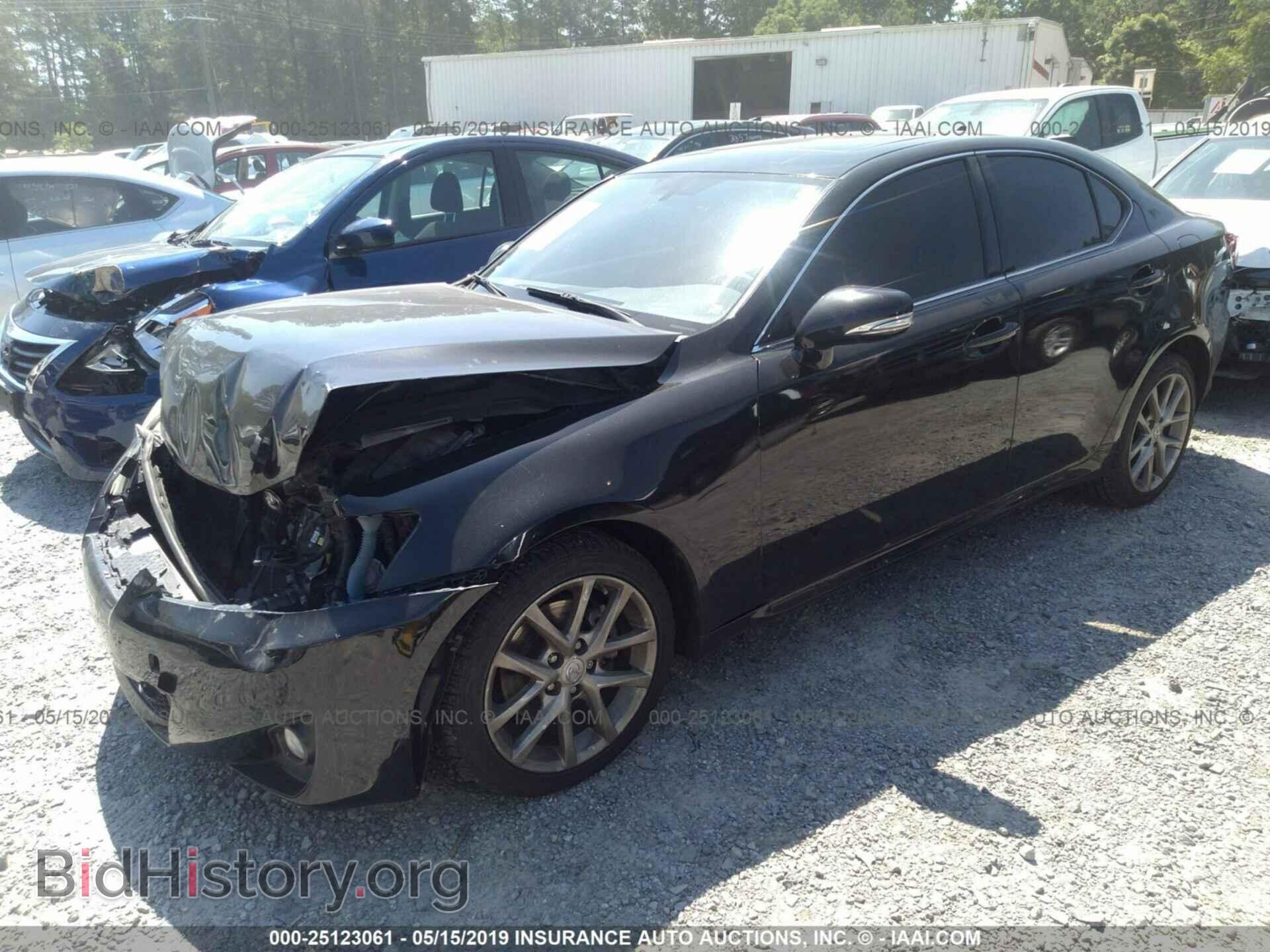 2012 LEXUS IS - VIN: JTHCF5C26C5058030 - Photo 2