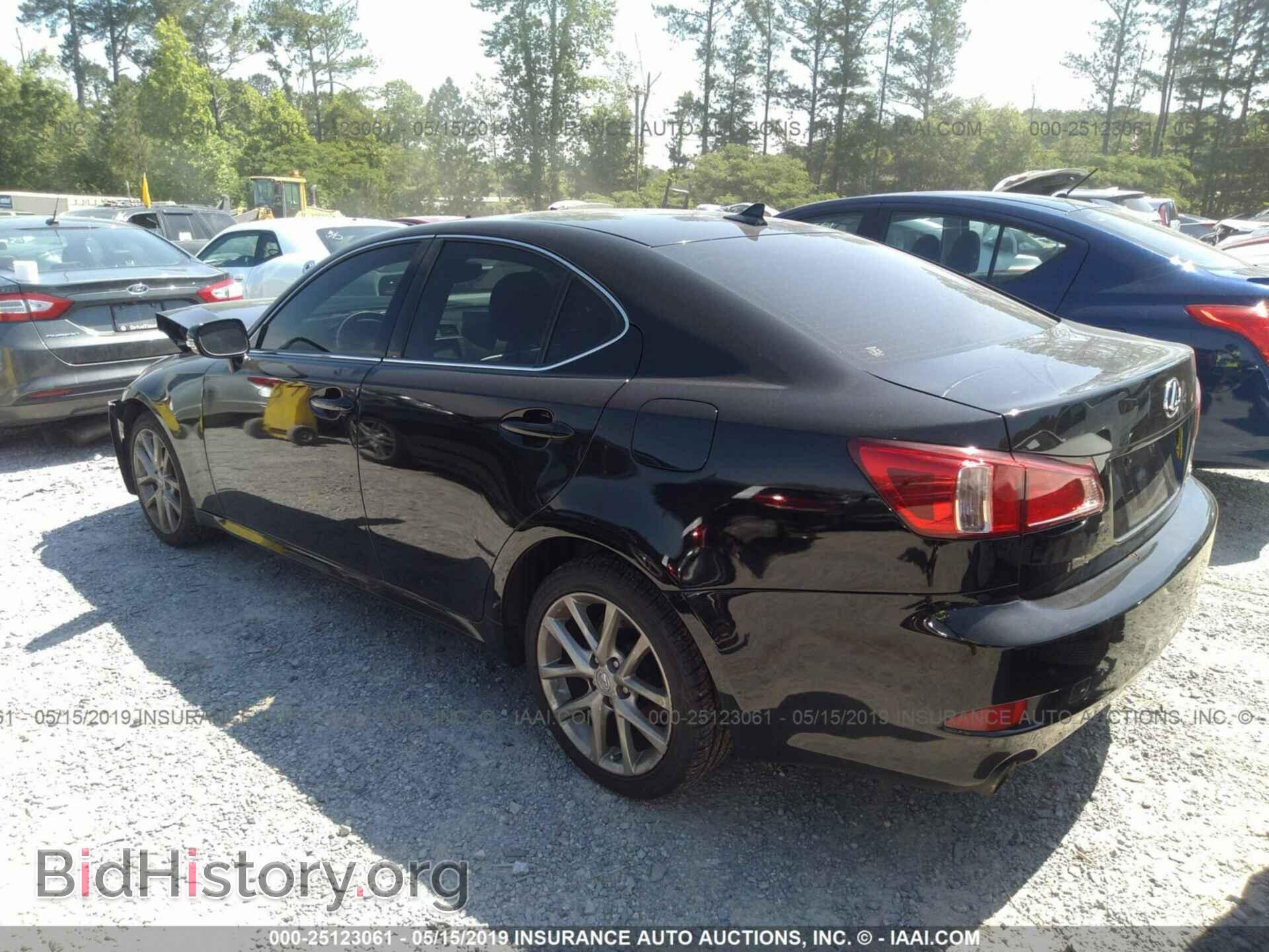 2012 LEXUS IS - VIN: JTHCF5C26C5058030 - Photo 3