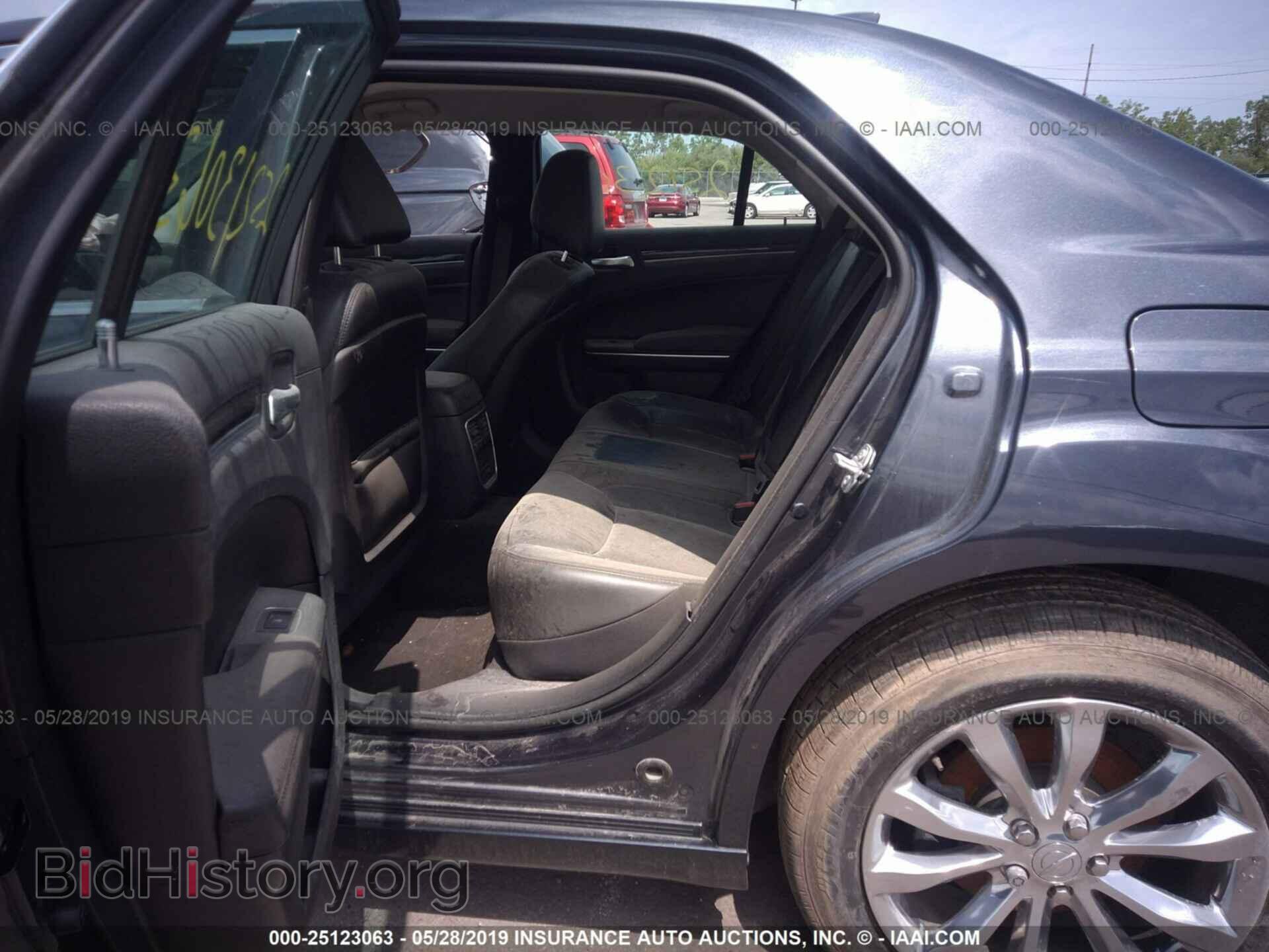 2016 CHRYSLER 300 - VIN: 2C3CCARG7GH191386 - Фото 8
