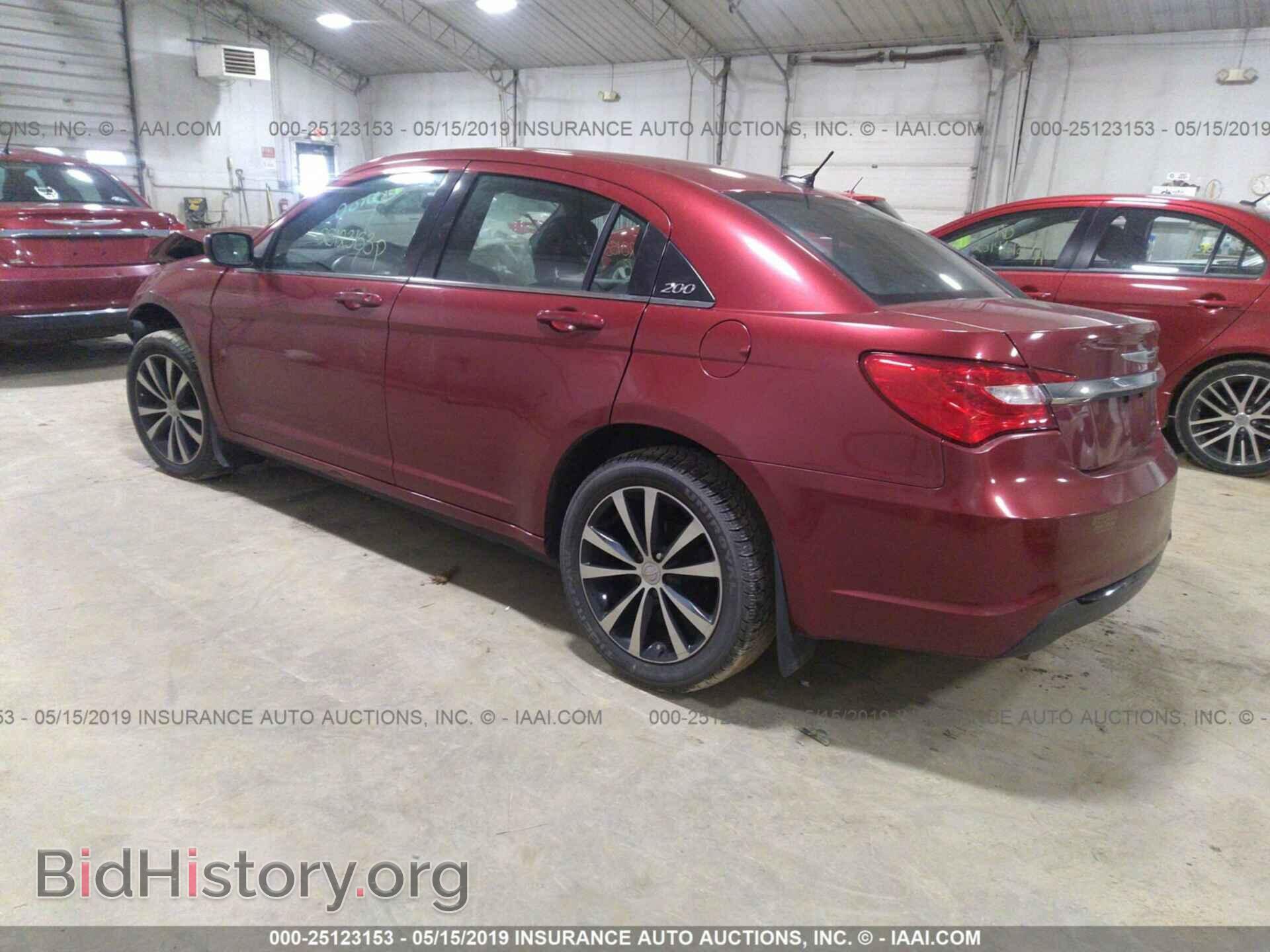 2013 CHRYSLER 200 - VIN: 1C3CCBBG1DN720401 - Фото 3