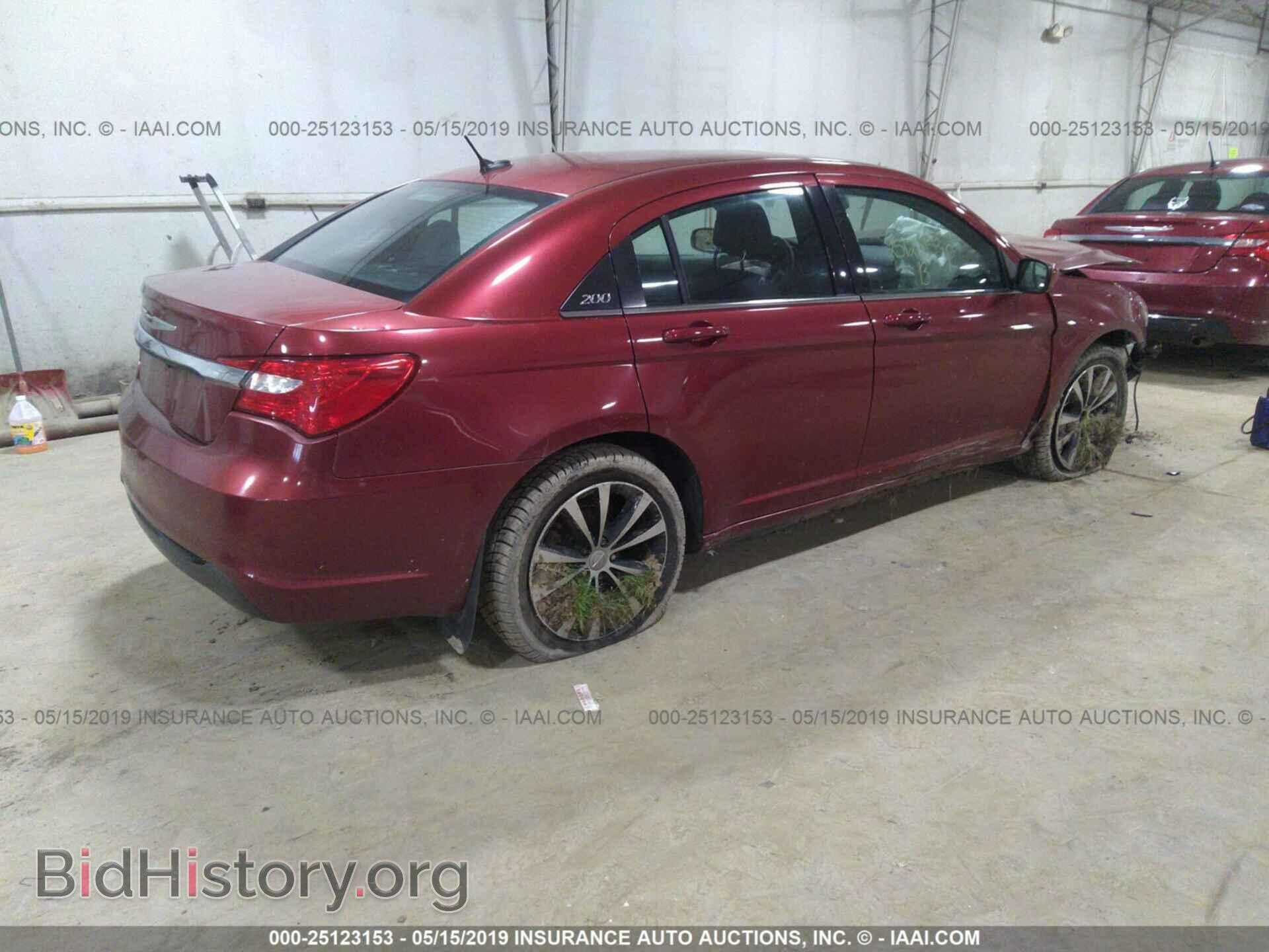 2013 CHRYSLER 200 - VIN: 1C3CCBBG1DN720401 - Фото 4