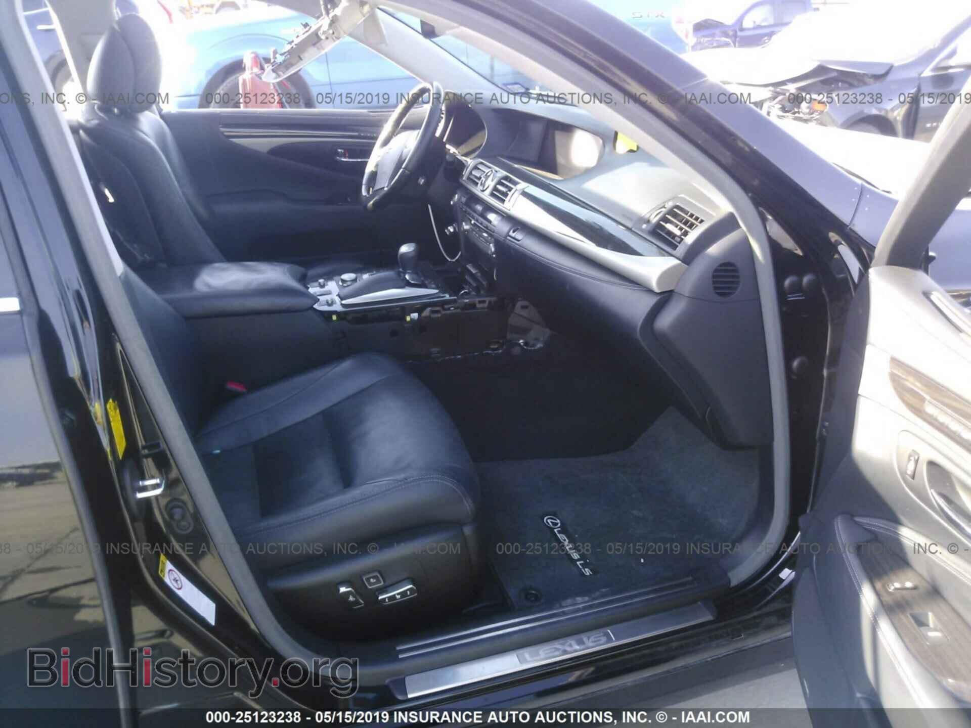 2013 LEXUS LS - VIN: JTHBL5EFXD5123130 - Фото 5