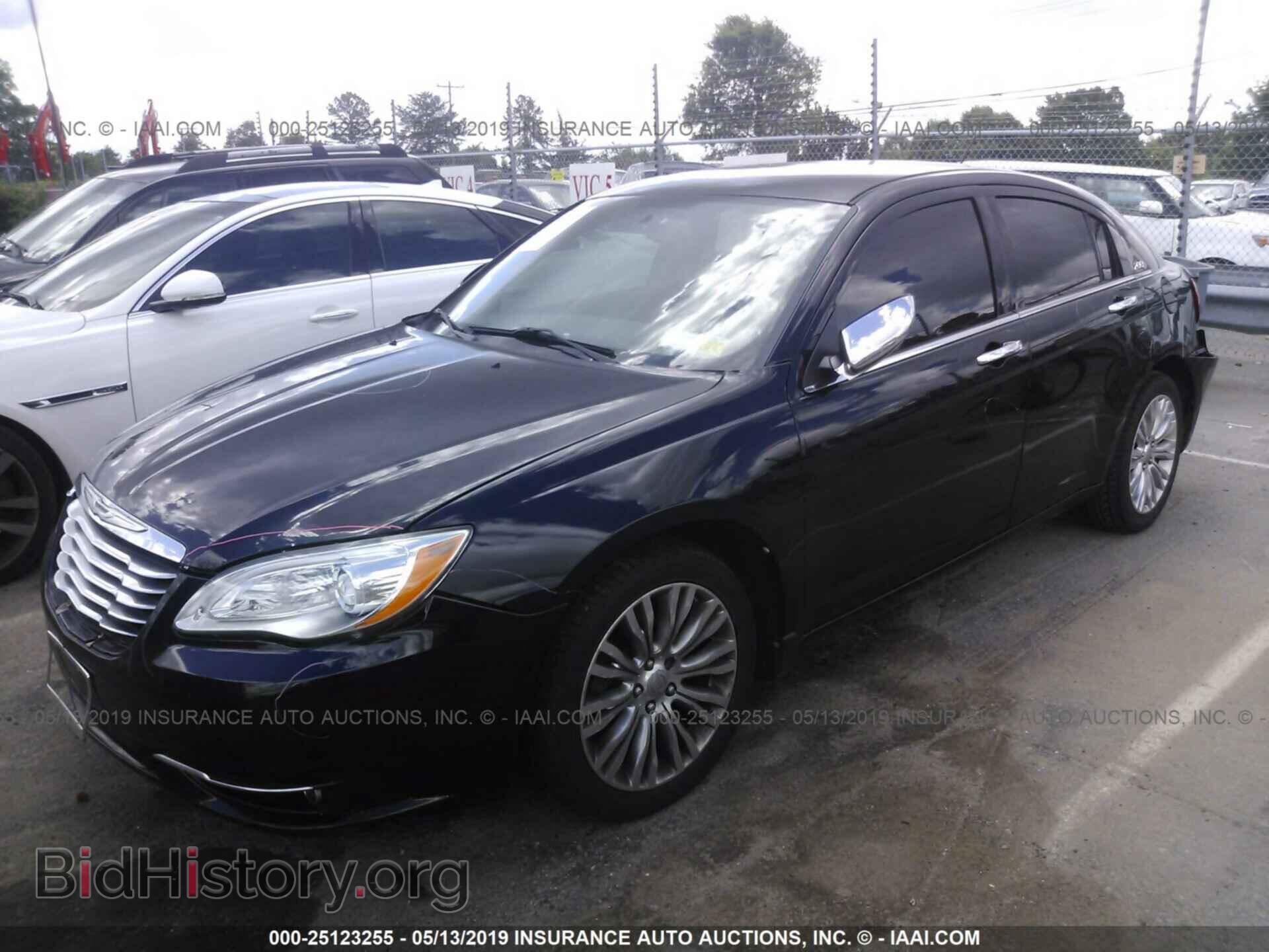 2012 CHRYSLER 200 - VIN: 1C3CCBCGXCN162304 - Фото 2
