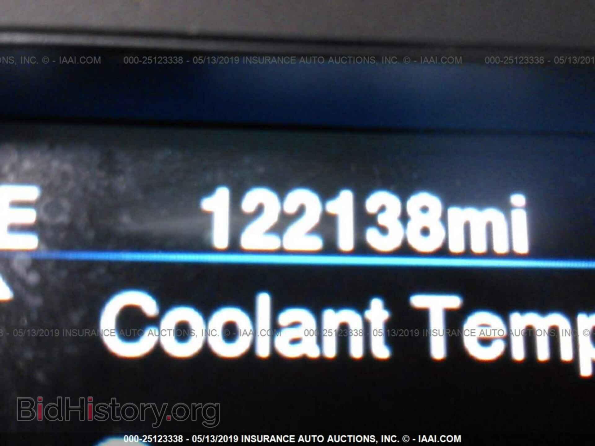 2013 CHRYSLER 300C - VIN: 2C3CCAET0DH572205 - Фото 7