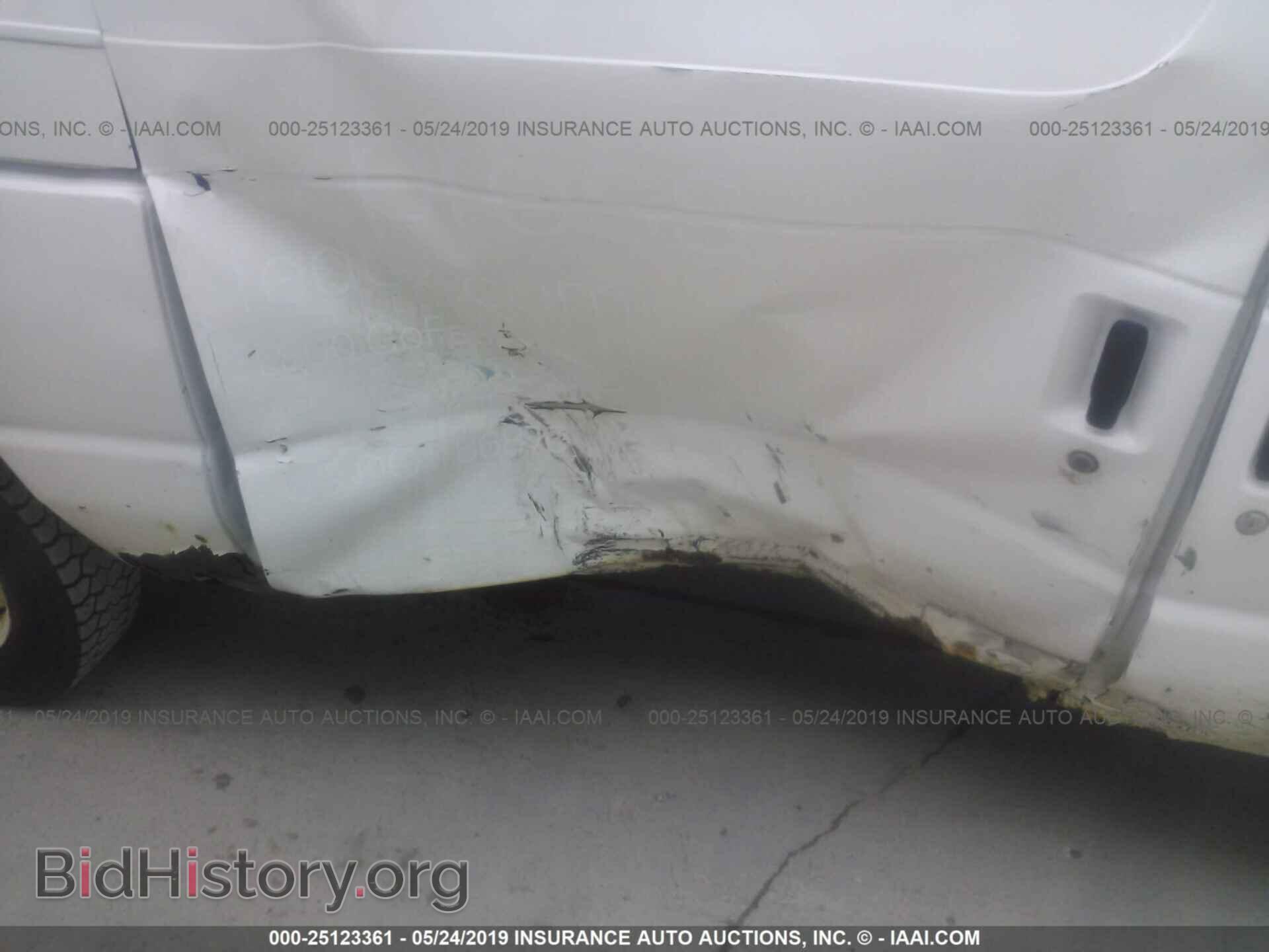 2010 FORD ECONOLINE - VIN: 1FTNE1EW1ADA91140 - Фото 6