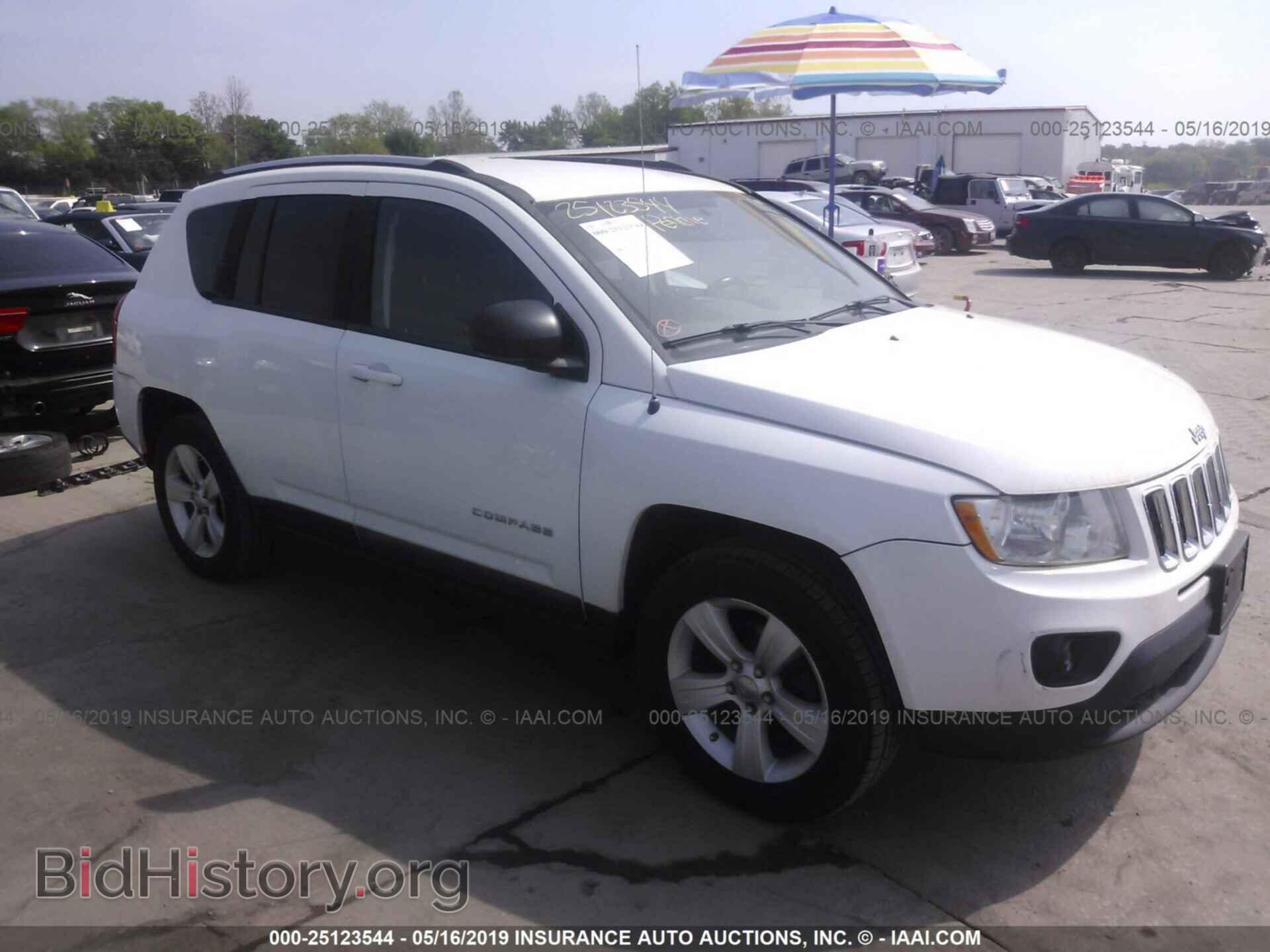 Фотография 1J4NF1FBXBD278946 - JEEP COMPASS 2011